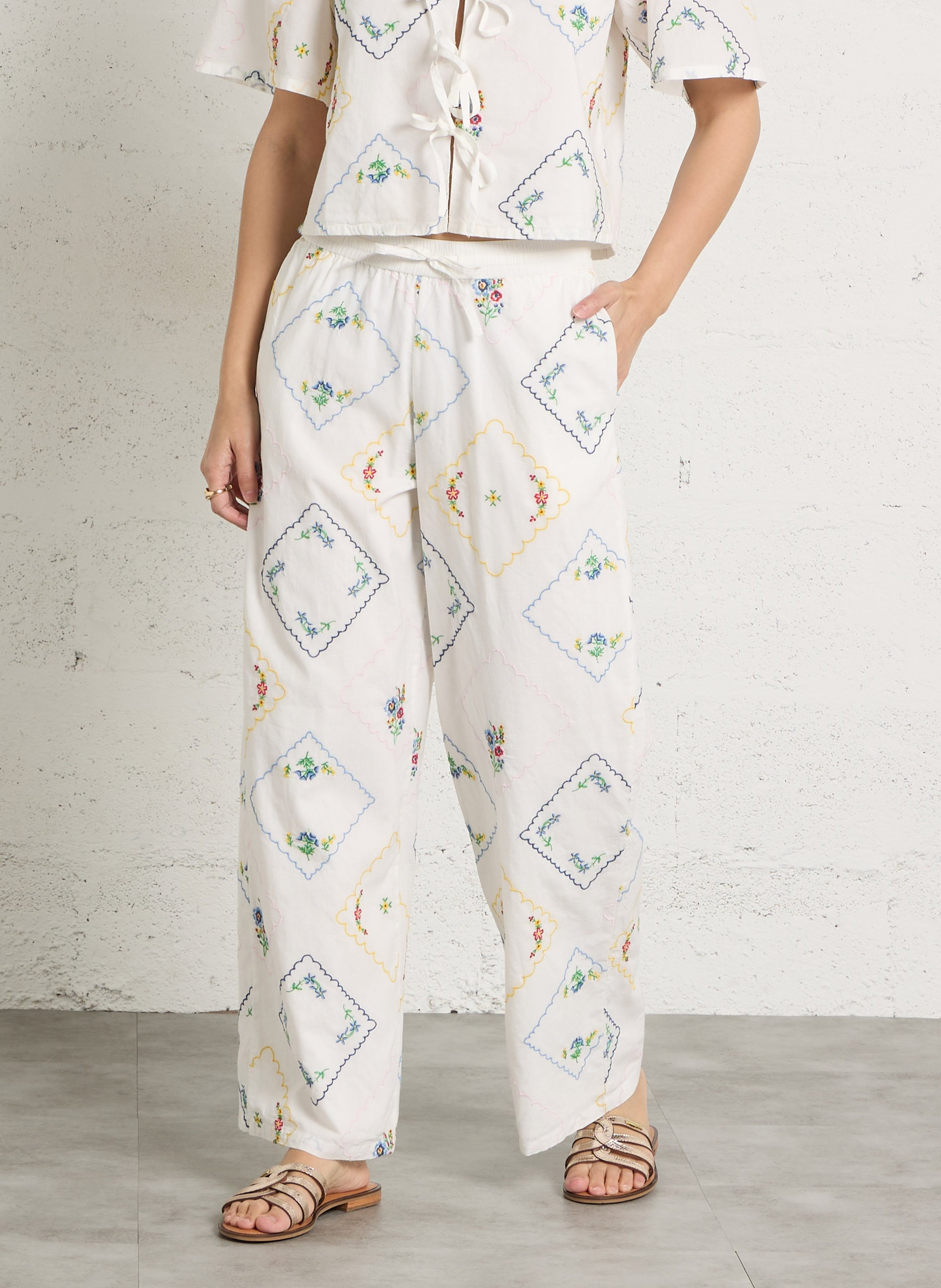 High-waisted wide-leg embroidered pants THE NEW SOCIETY Multicolored