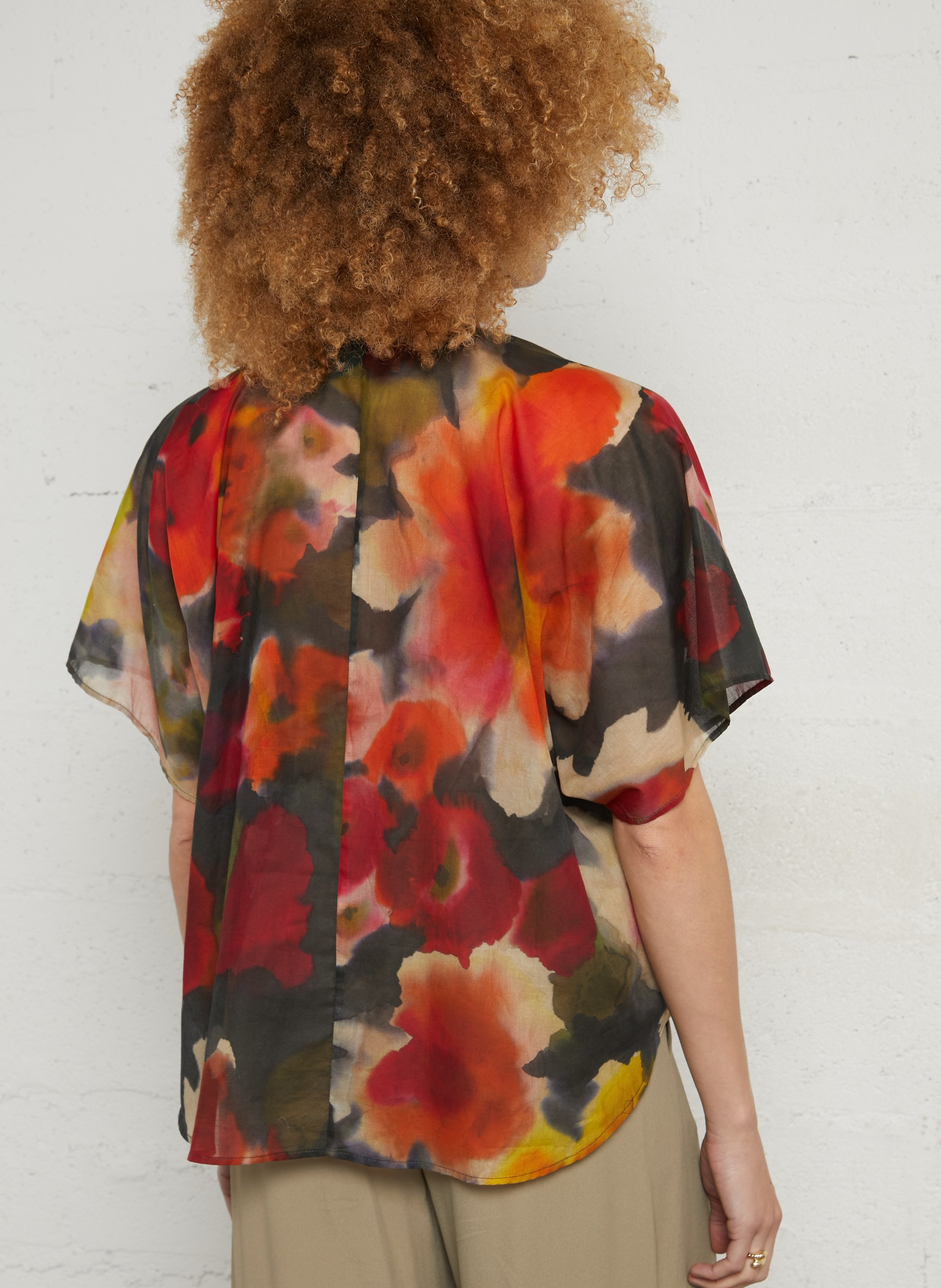 Blusa de algodón con cuello redondo MOMONI Caqui