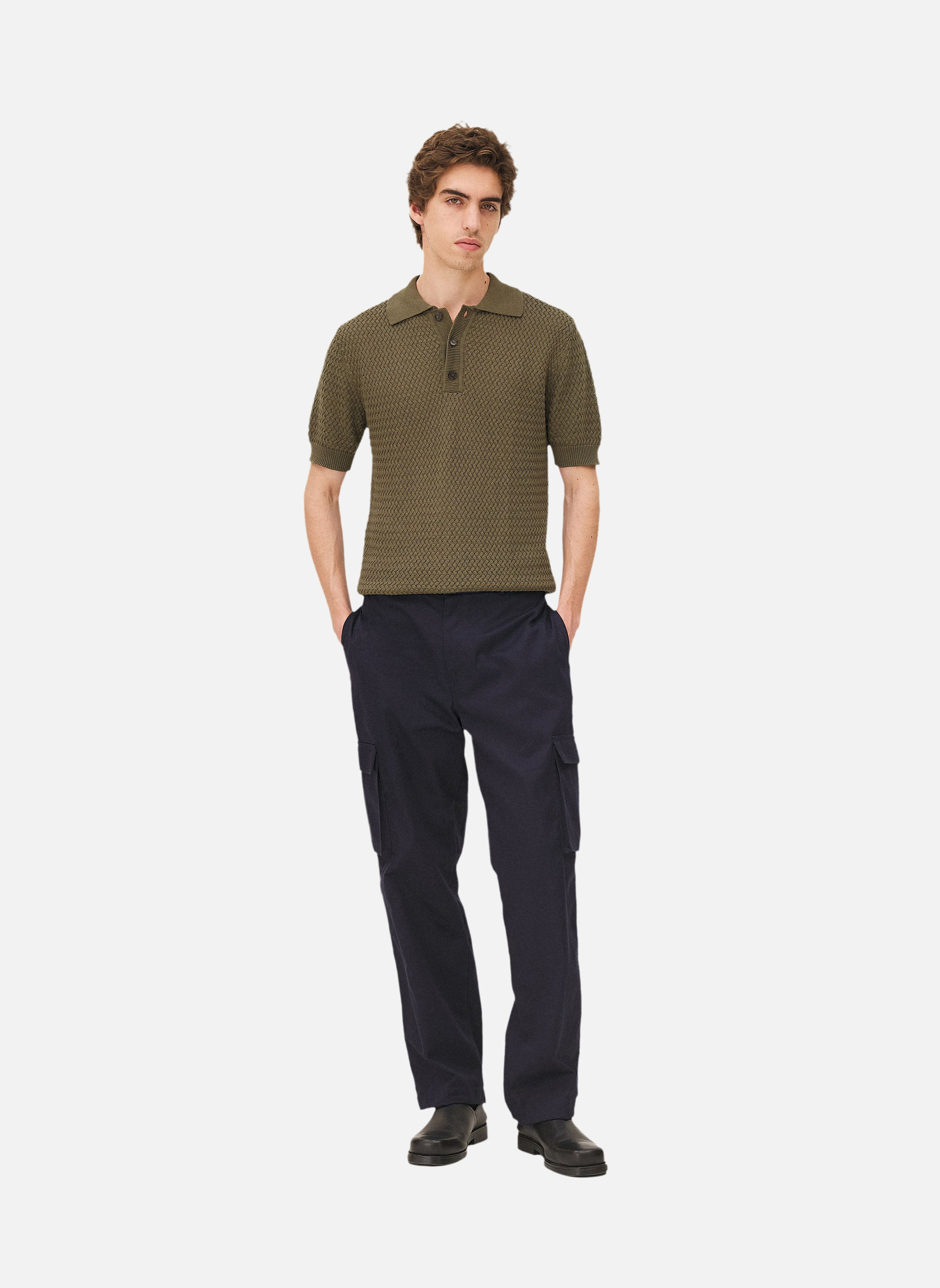 Short-sleeved polo shirt in khaki. Noyoco Green