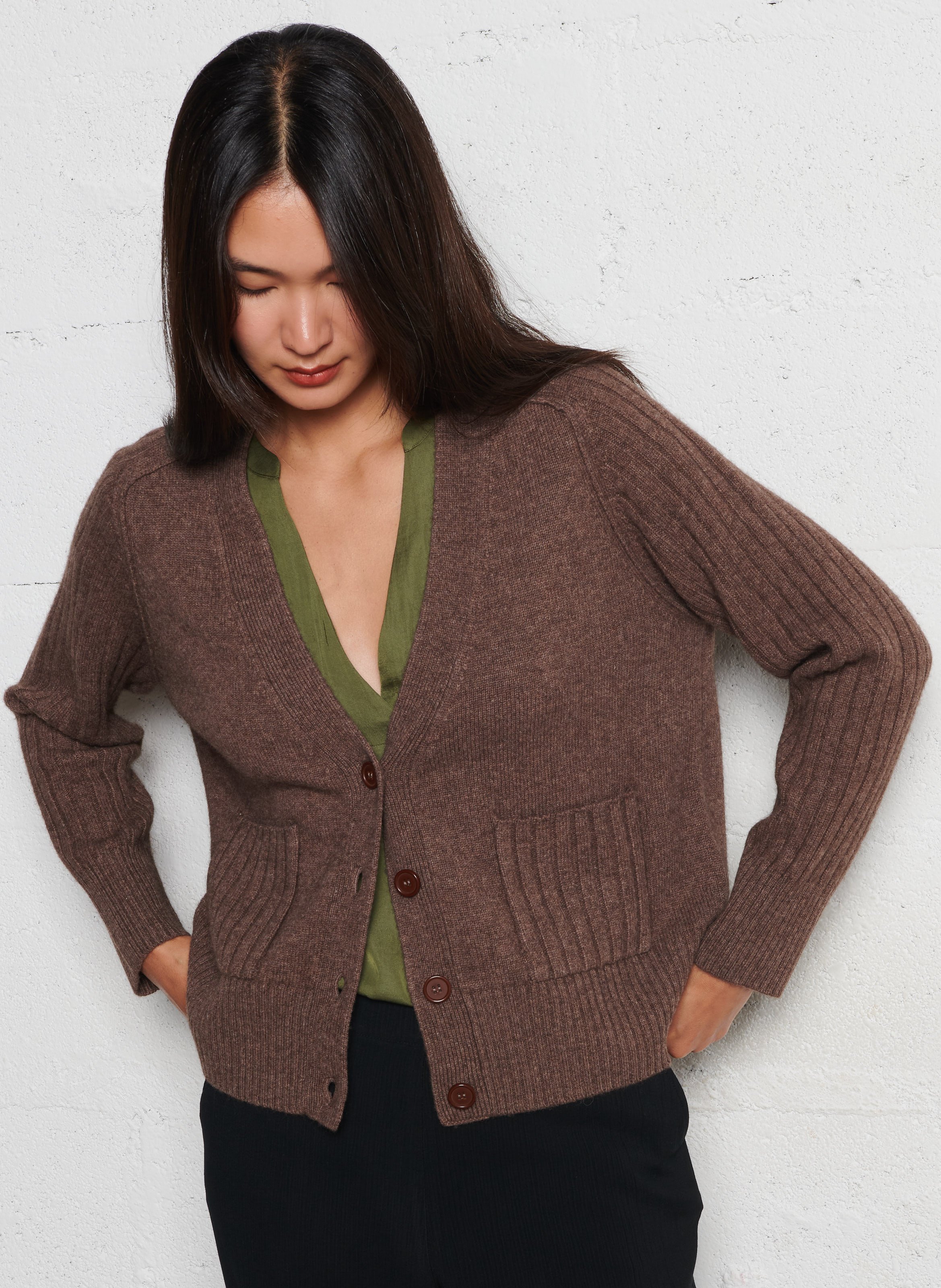 Svenland V-neck wool cardigan MAISON 123 Grey