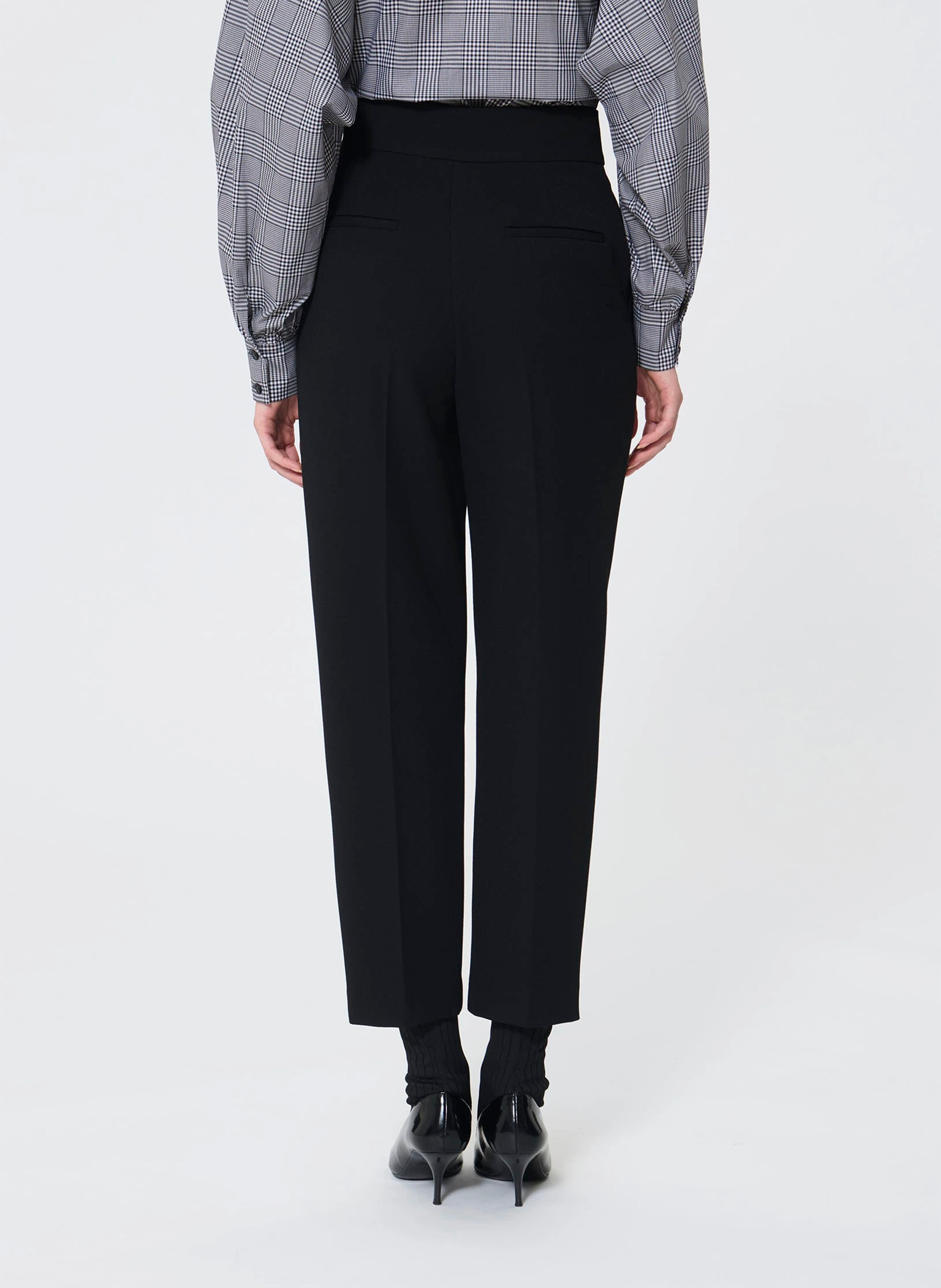 Pantaloni a carota a vita alta uniti TARA JARMON Nero