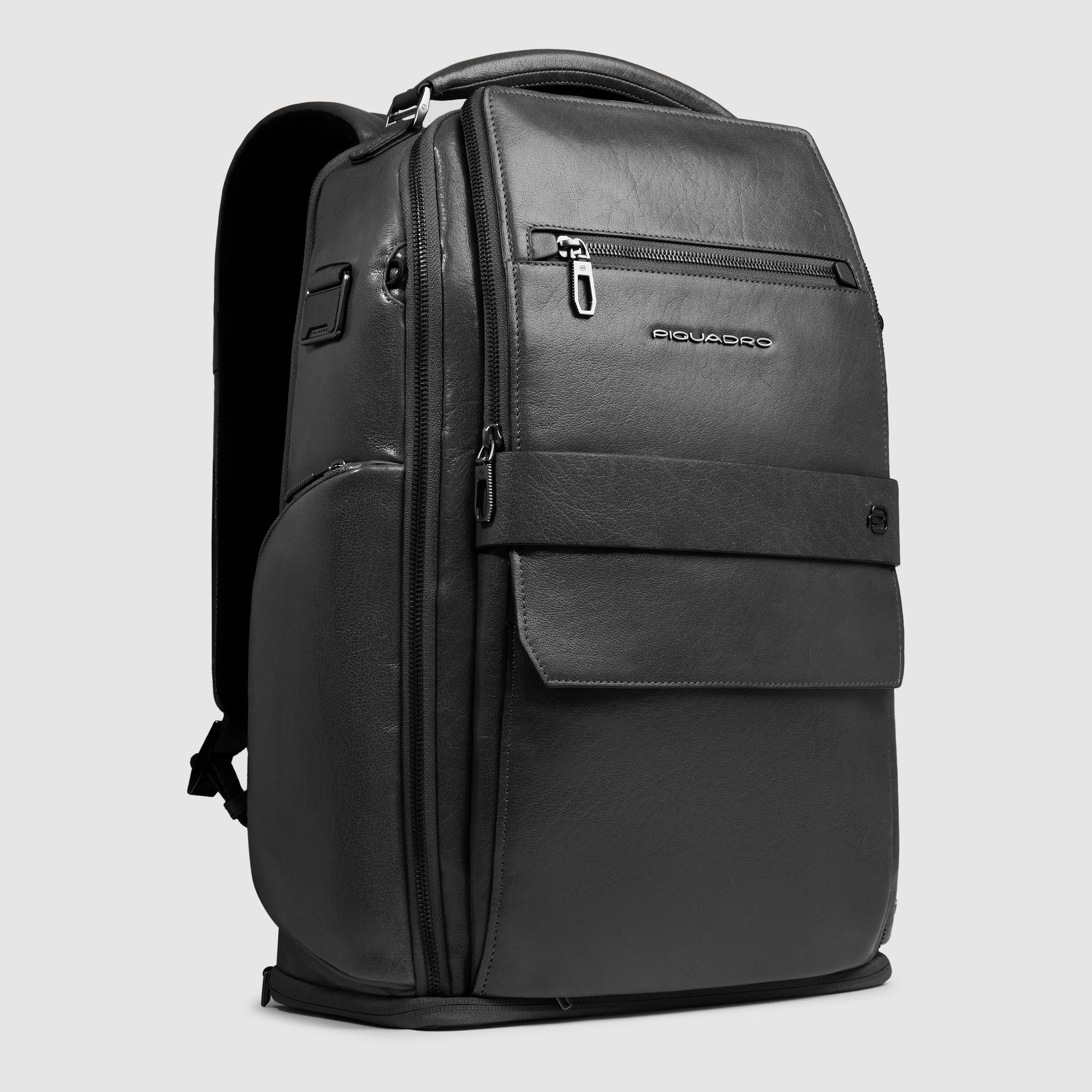 Travel backpack with USB and USB Type-C ports PIQUADRO Black