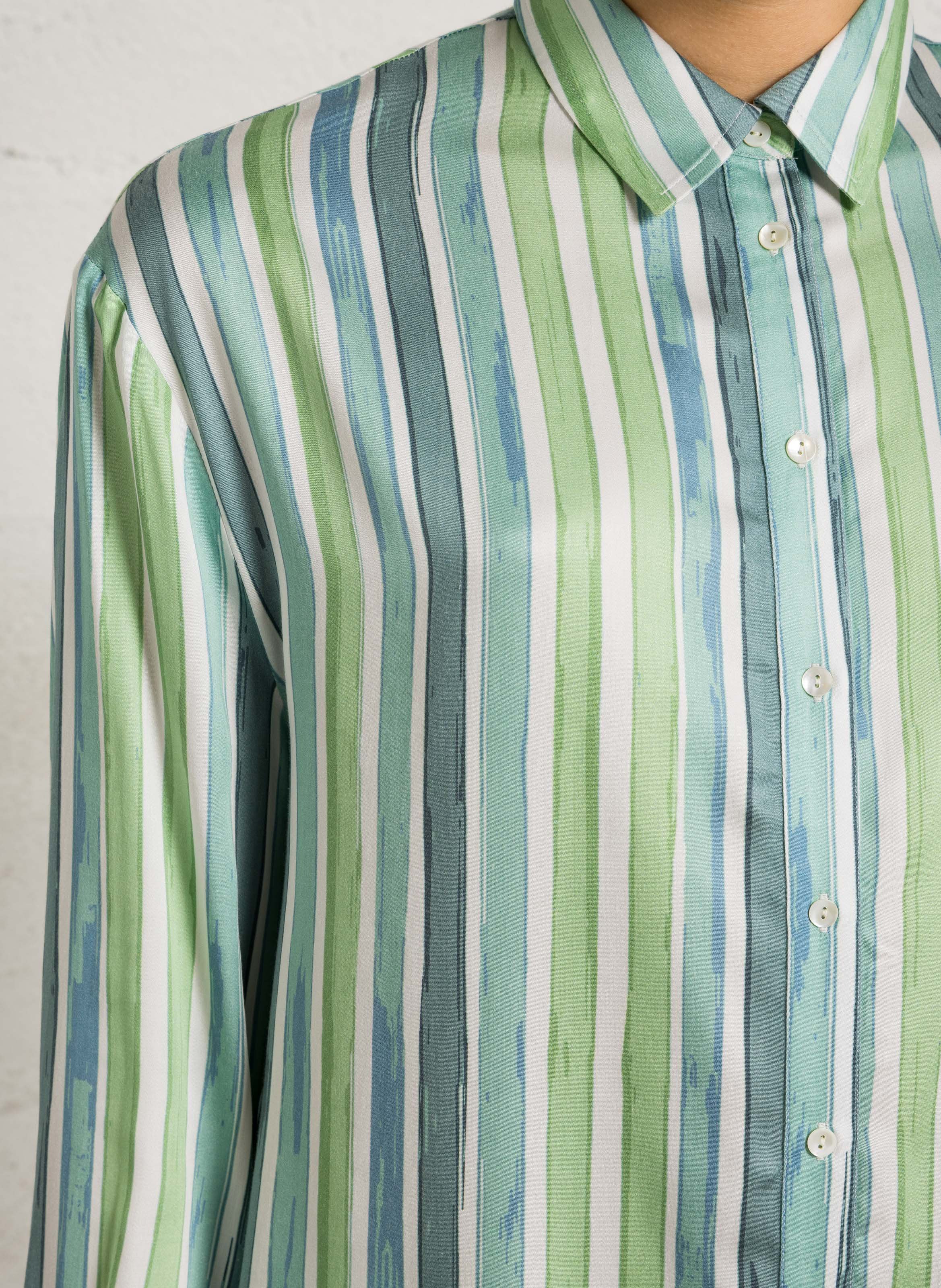 Gerade geschnittene Streifenbluse mit klassischem Kragen BELLA JONES Blau