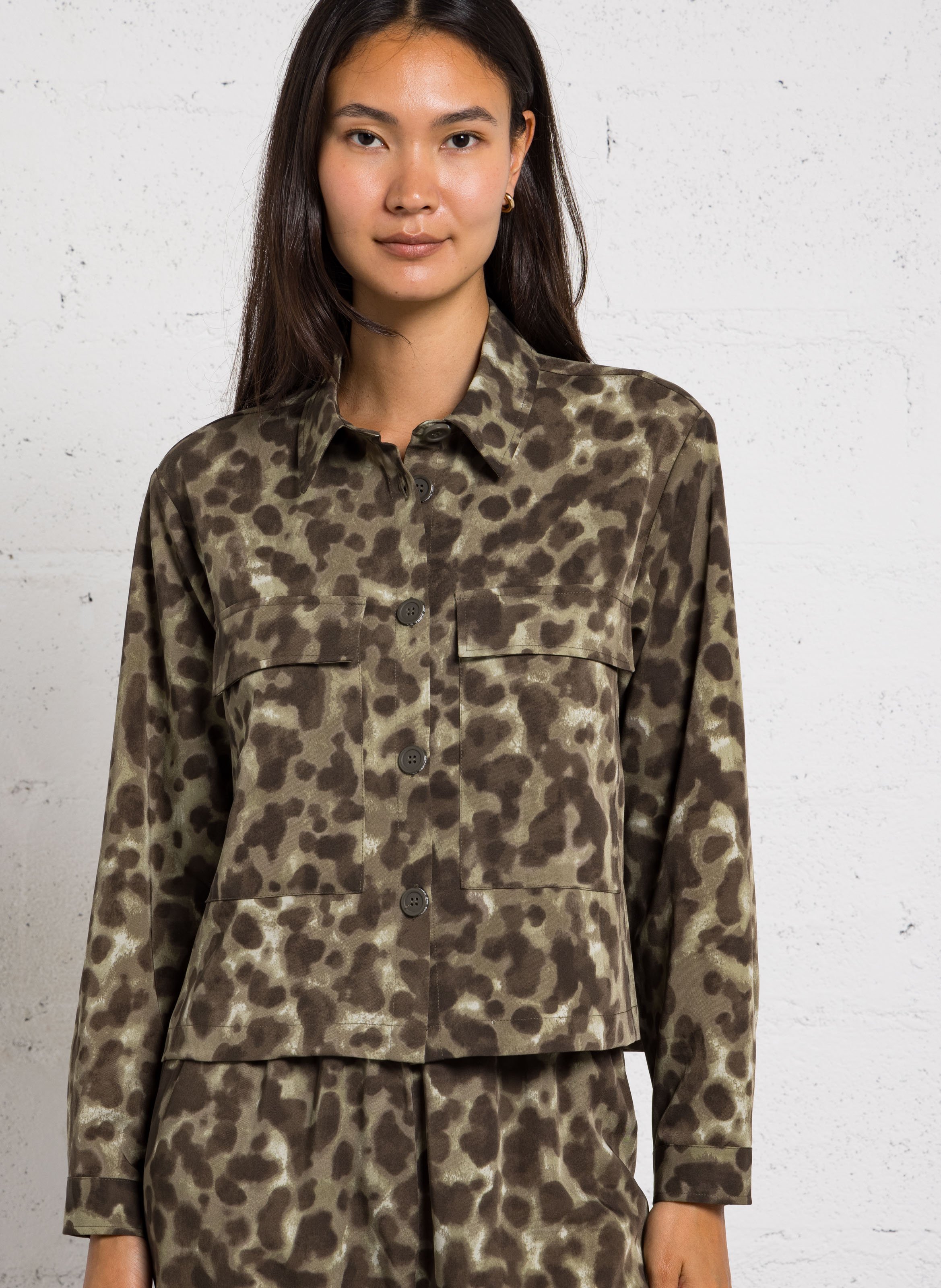Oversized printed shirt with 3/4 sleeves  LE TEMPS DES CERISES Green