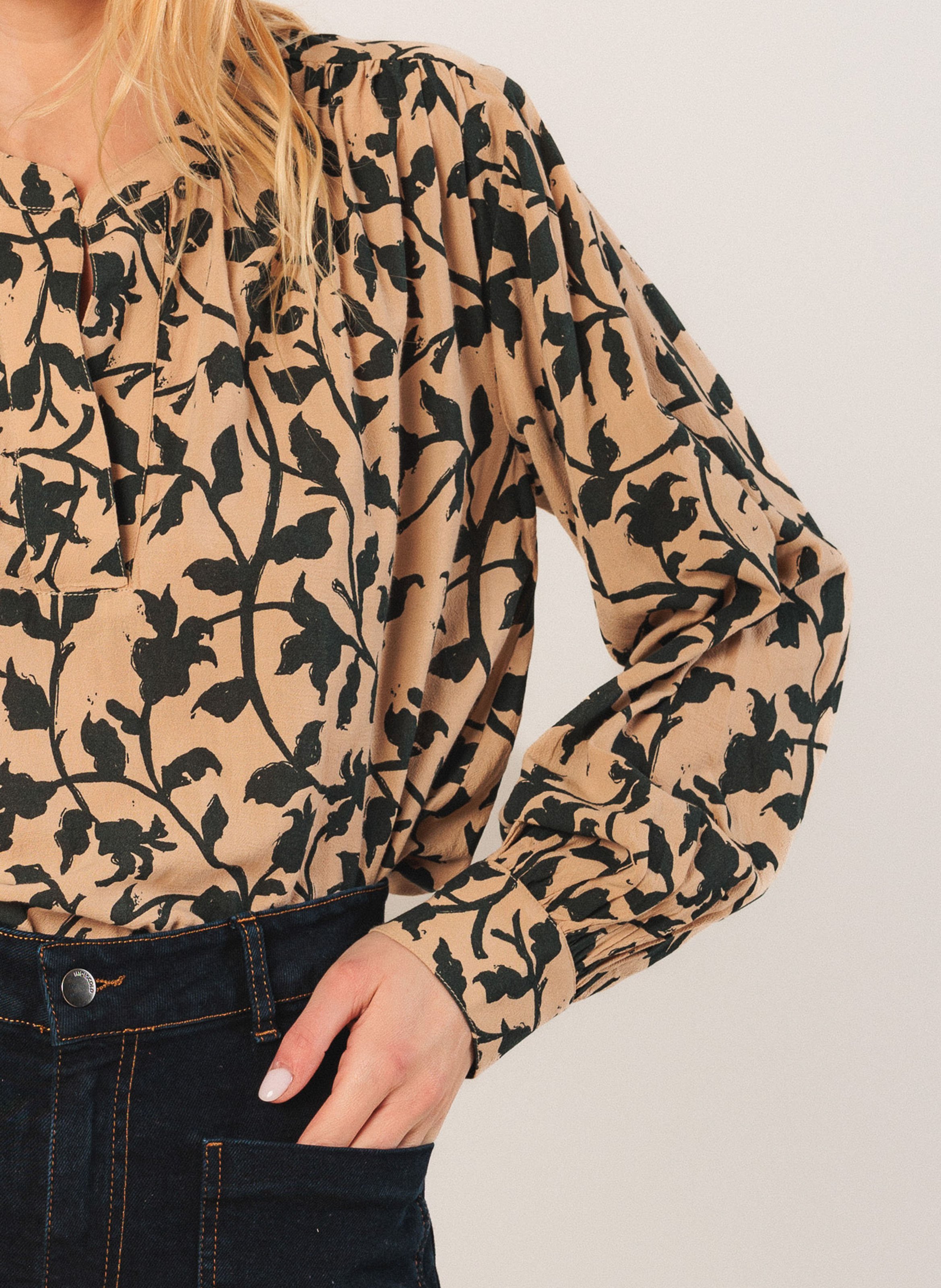 Blouse ample col mao imprimé floral INDI & COLD Beige