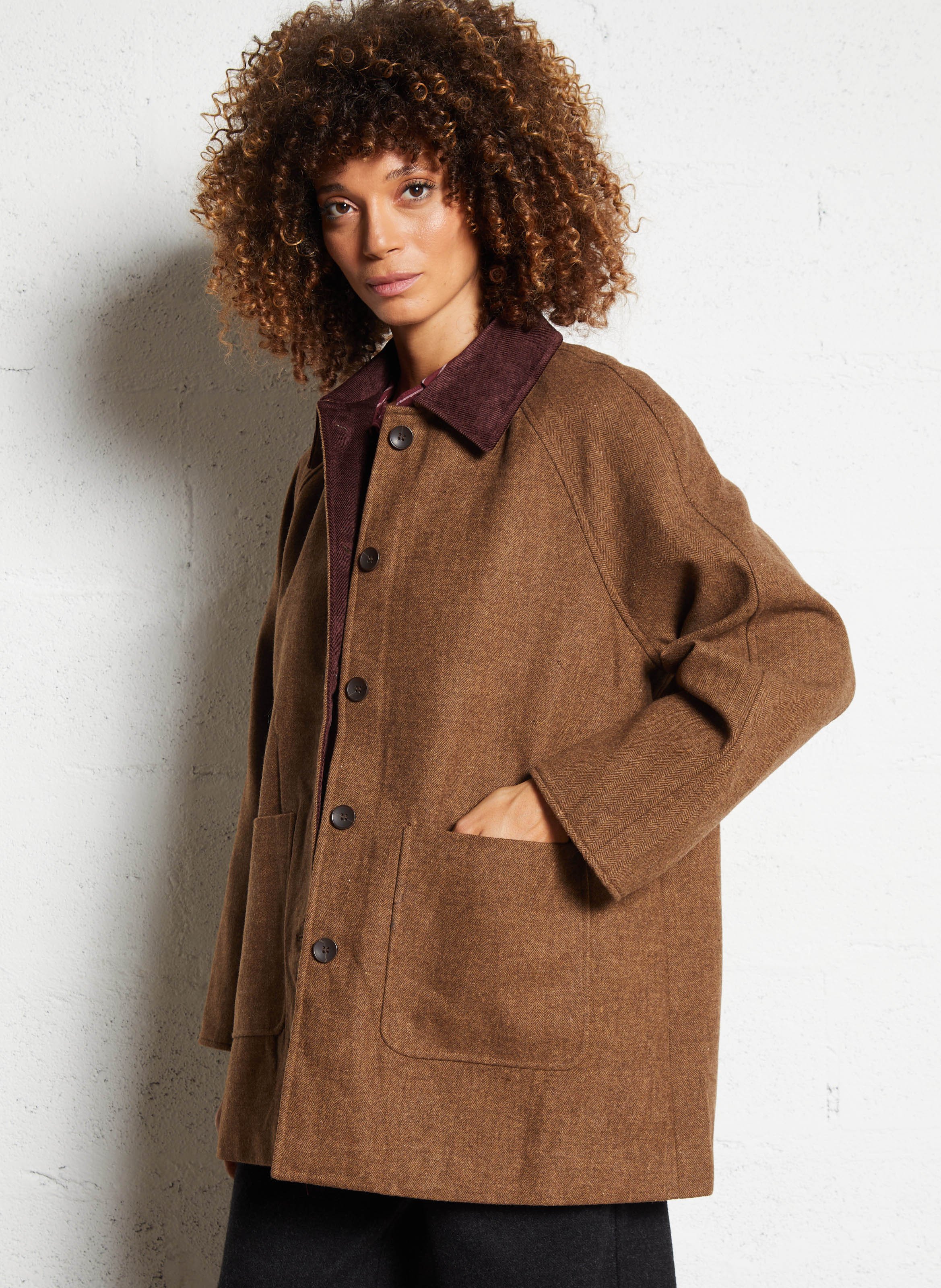 Manteau large boutonné à chevrons SEE U SOON Marron