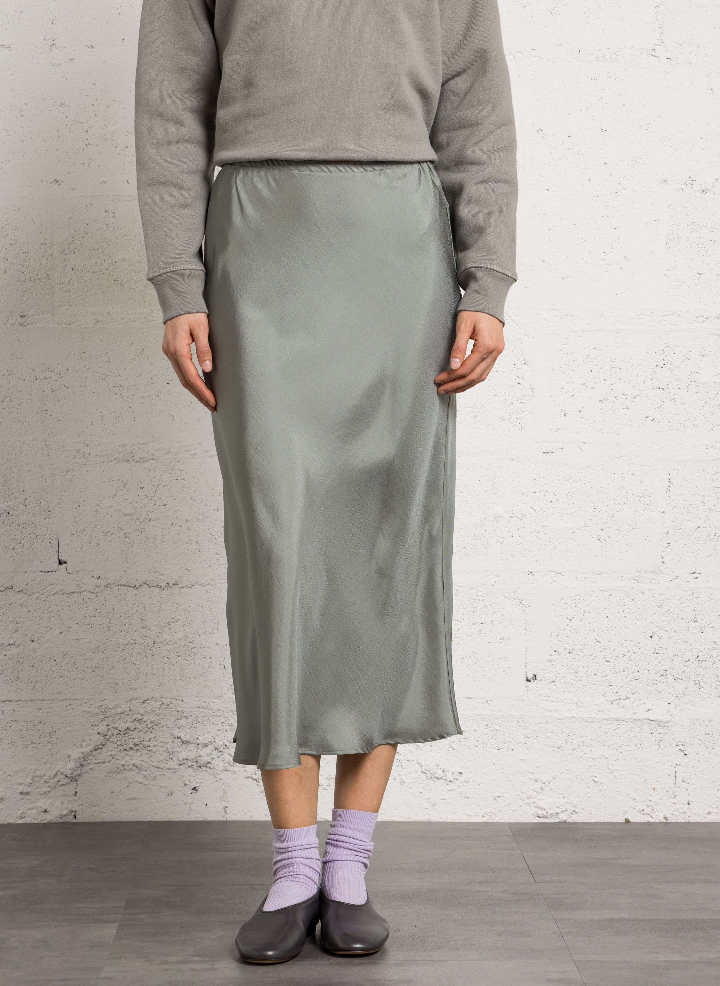 Fließender Midirock aus Satin SOEUR