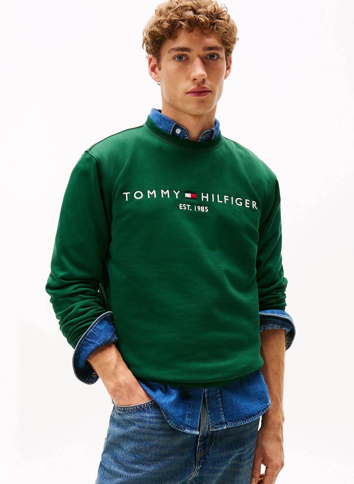 Sweat col rond regular-fit brodé en coton bio TOMMY HILFIGER Vert