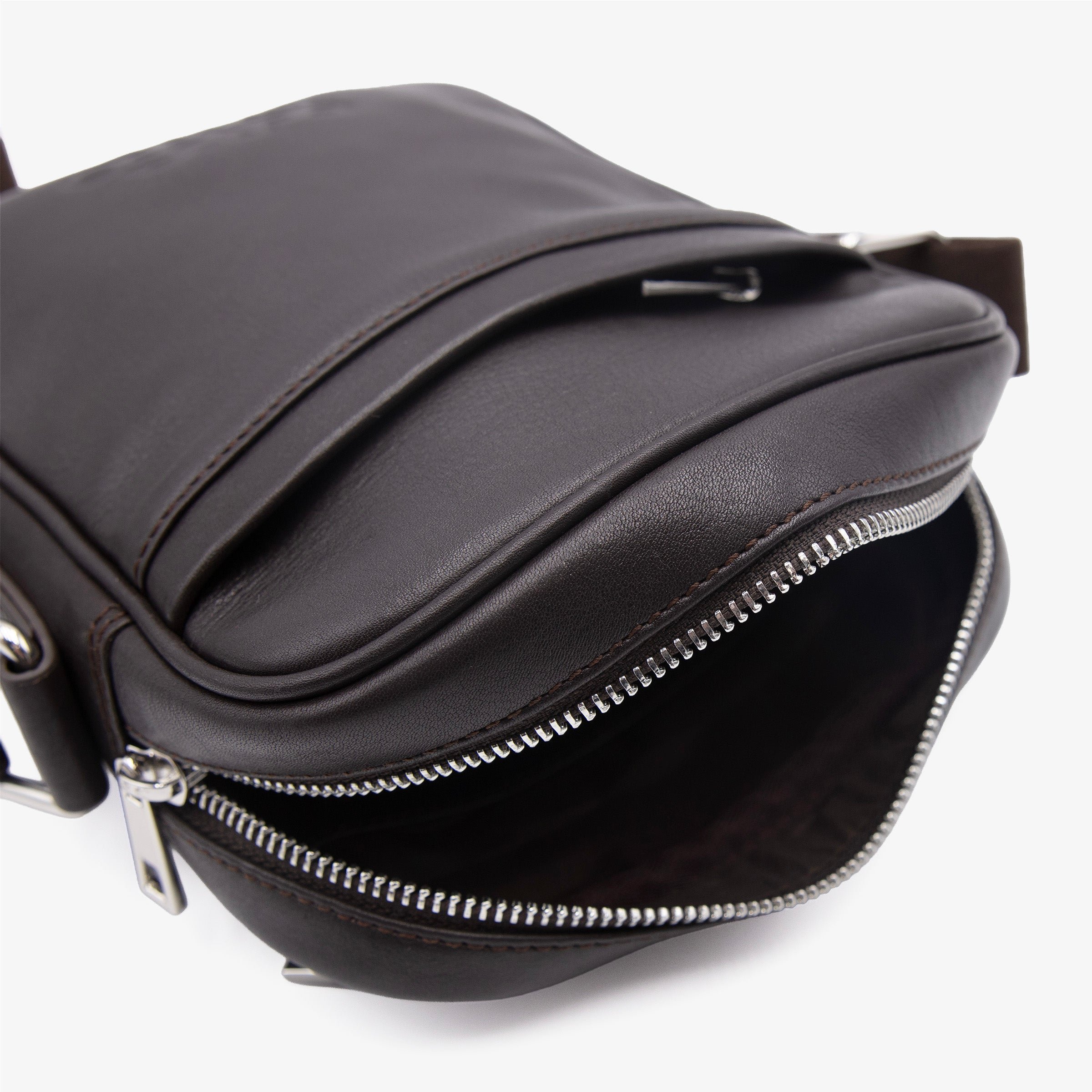 Leather pouch with embossed logo SERGE BLANCO Brown