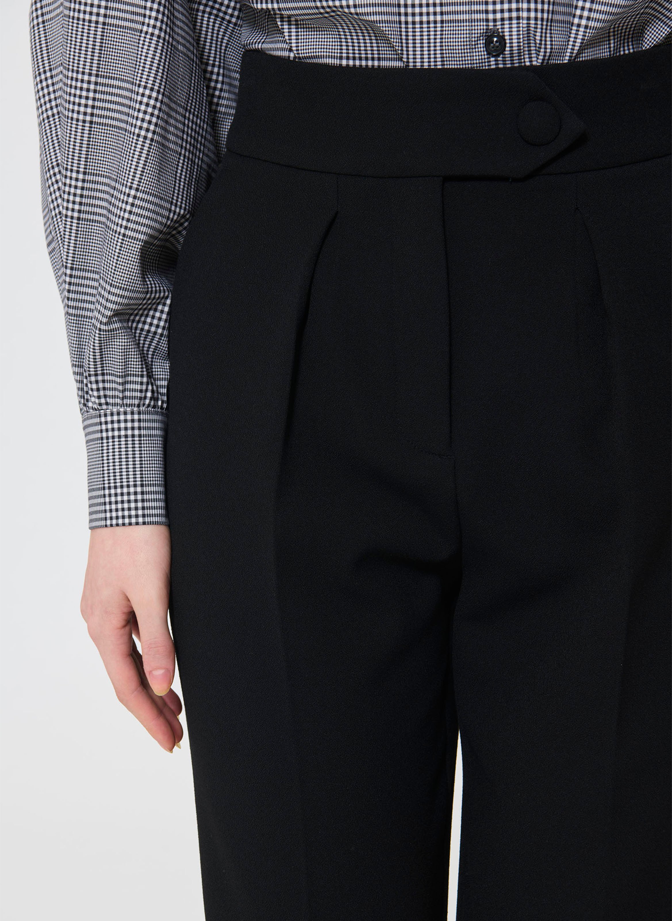 Pantaloni a carota a vita alta uniti TARA JARMON Nero