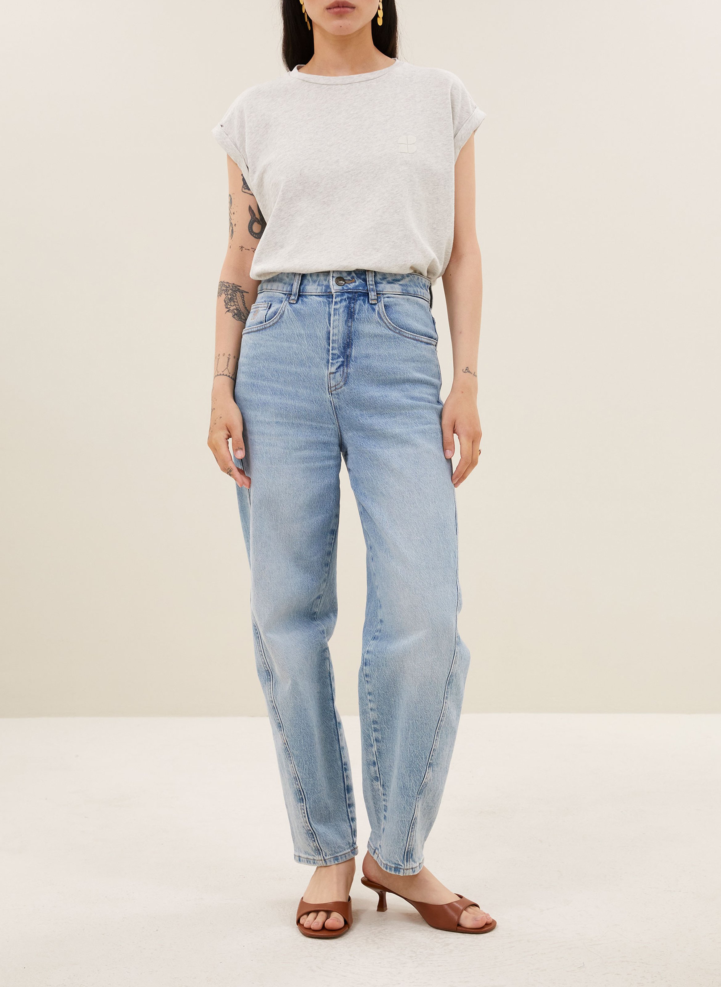 T-shirt van biokatoen met ronde hals BY BAR Grijs