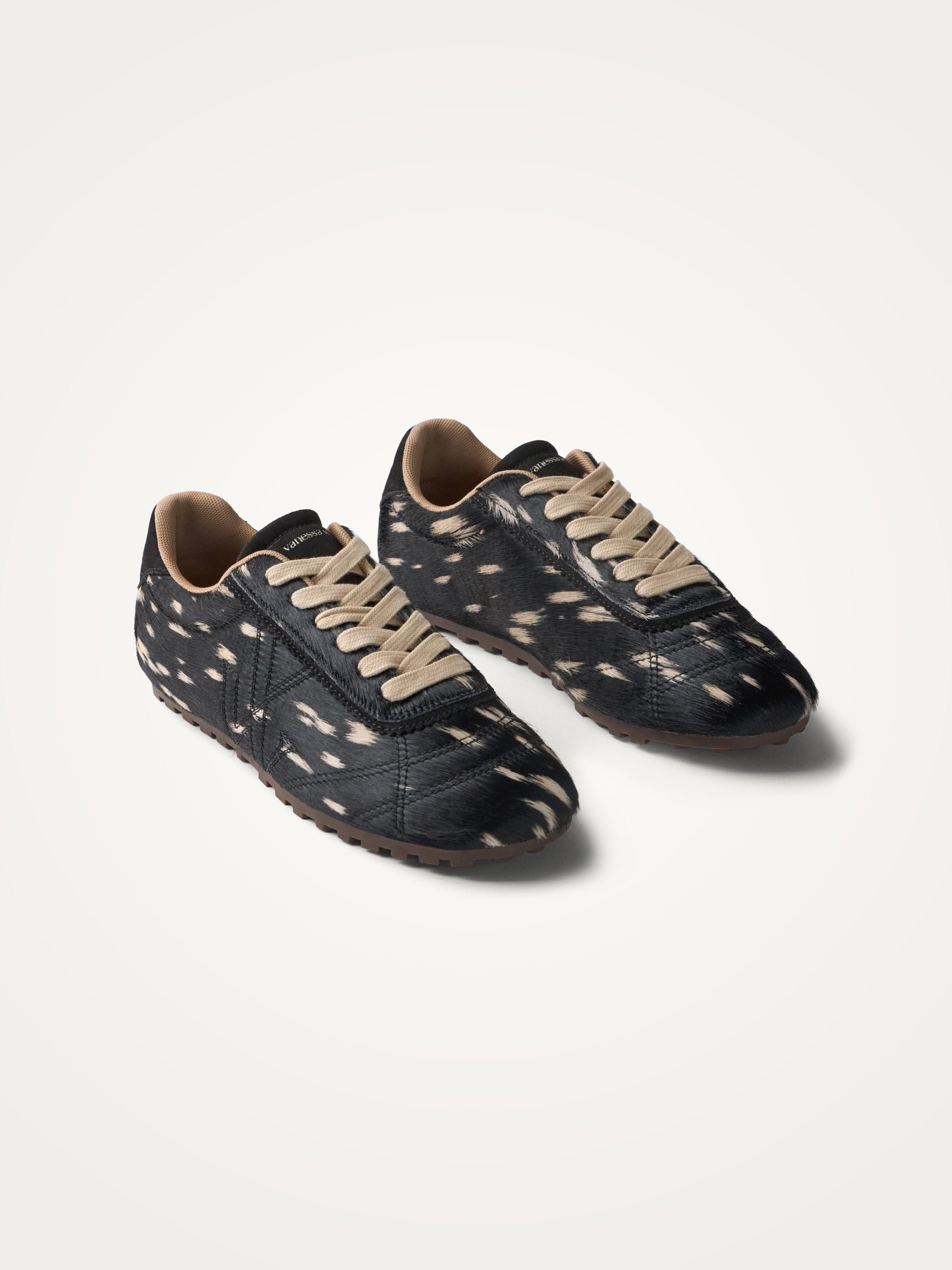 Sneakers with monogram sewn on a thin grooved sole VANESSA WU Black