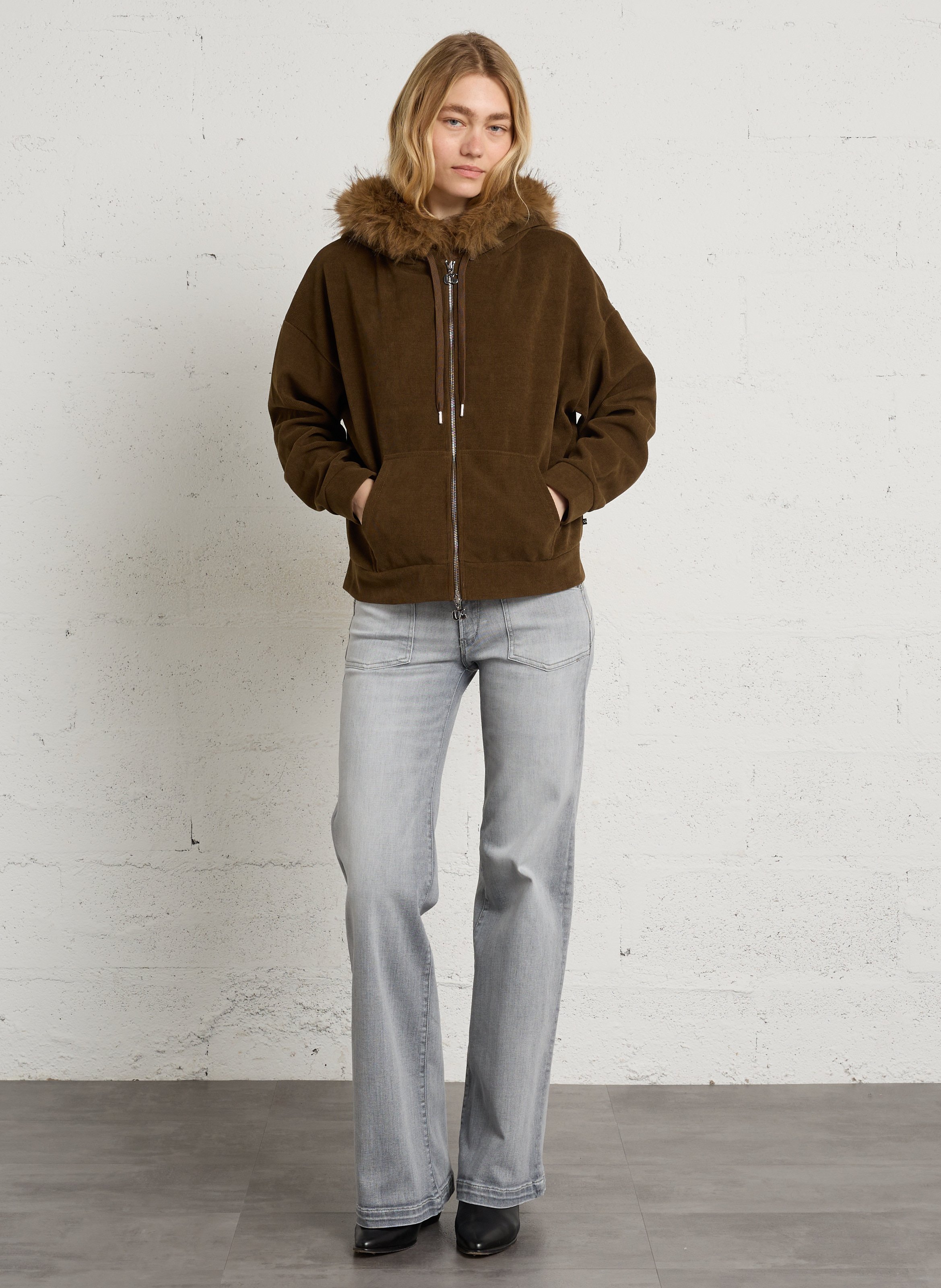 Hoodie LE TEMPS DES CERISES Kaki