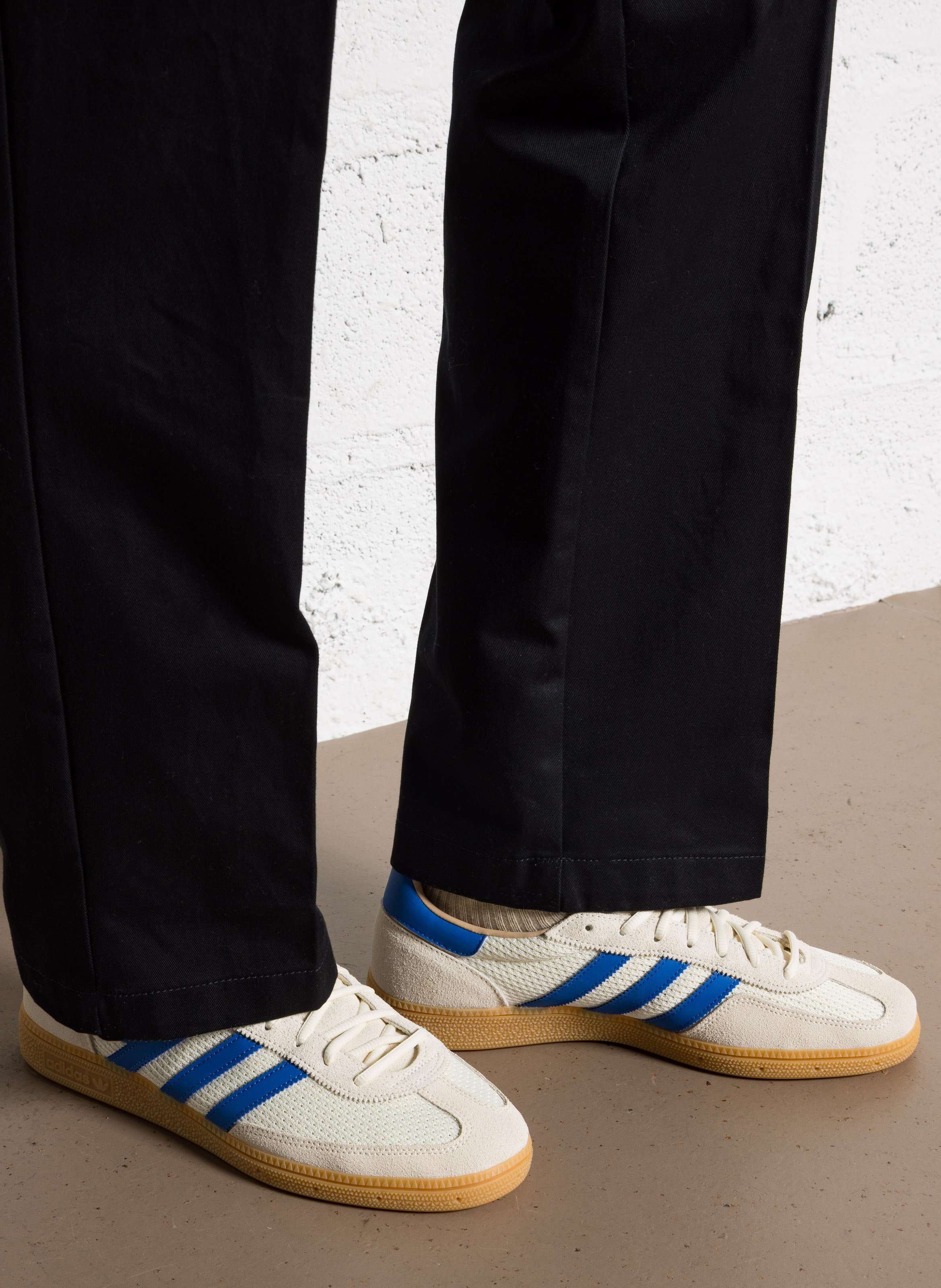 Baskets basses à lacets ADIDAS Beige