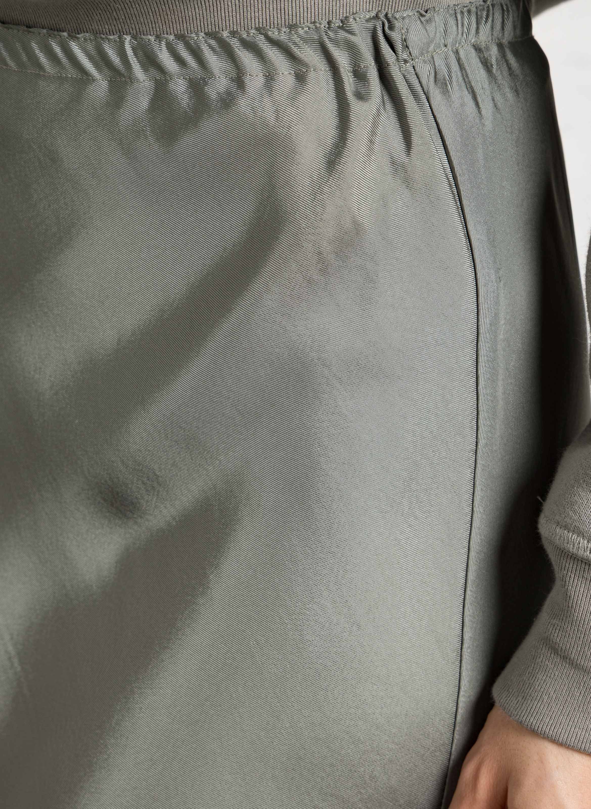 Fließender Midirock aus Satin SOEUR Grun