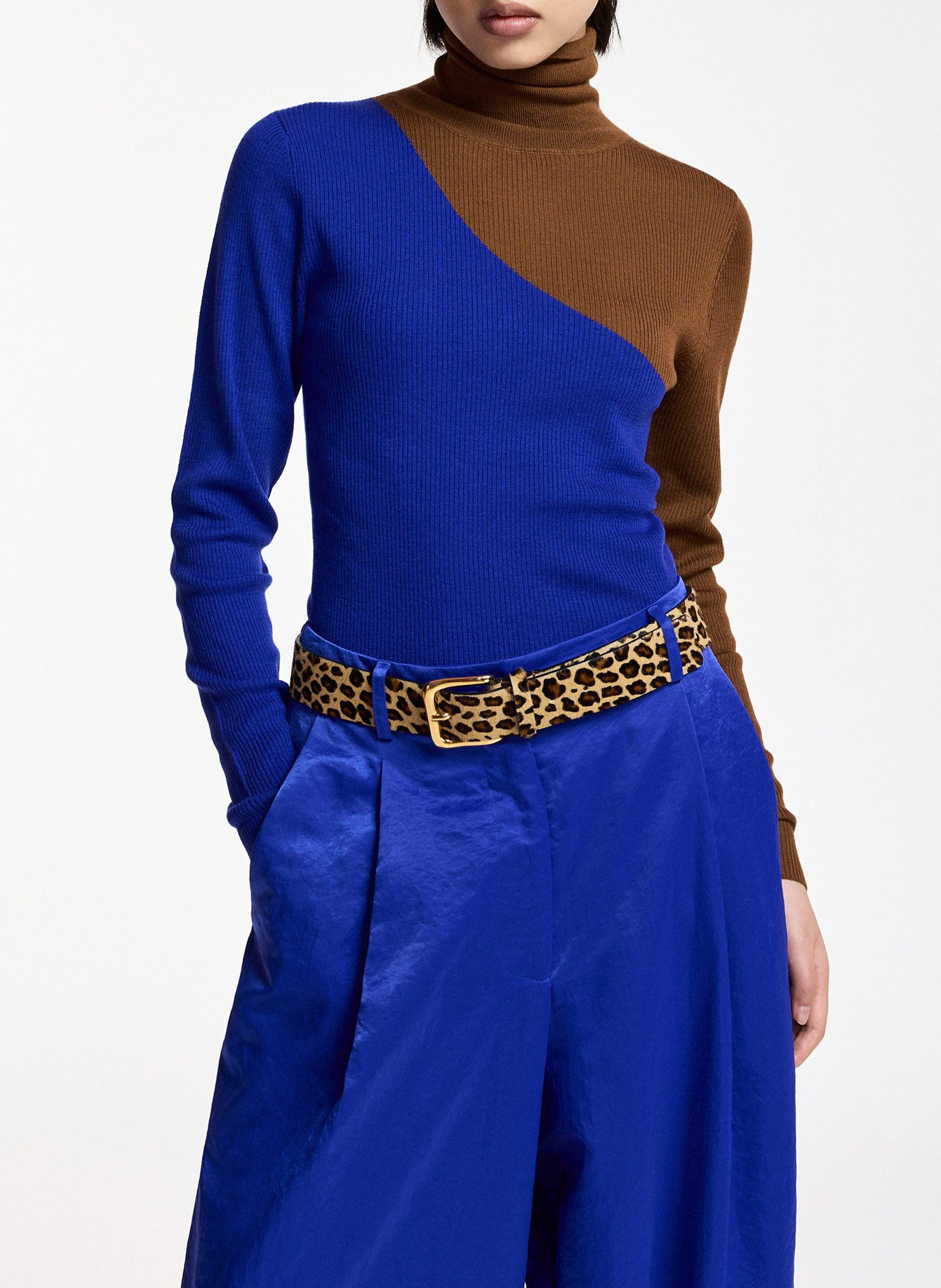 Fitted turtleneck sweater. ESSENTIEL ANTWERP Green
