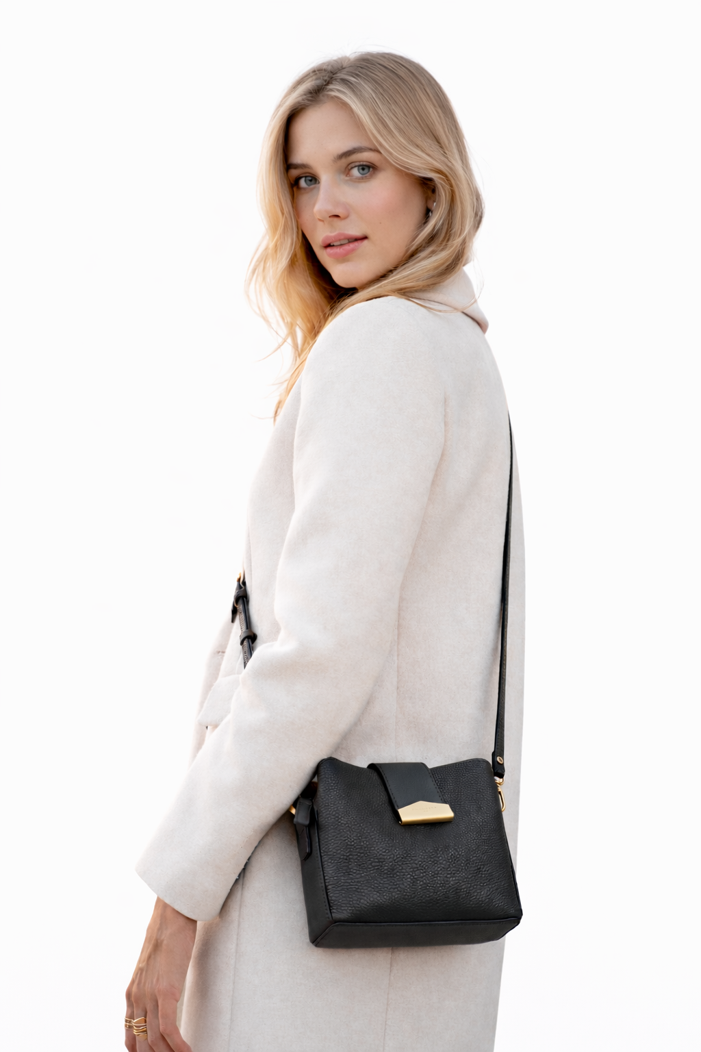 Calfskin leather shoulder bag Black