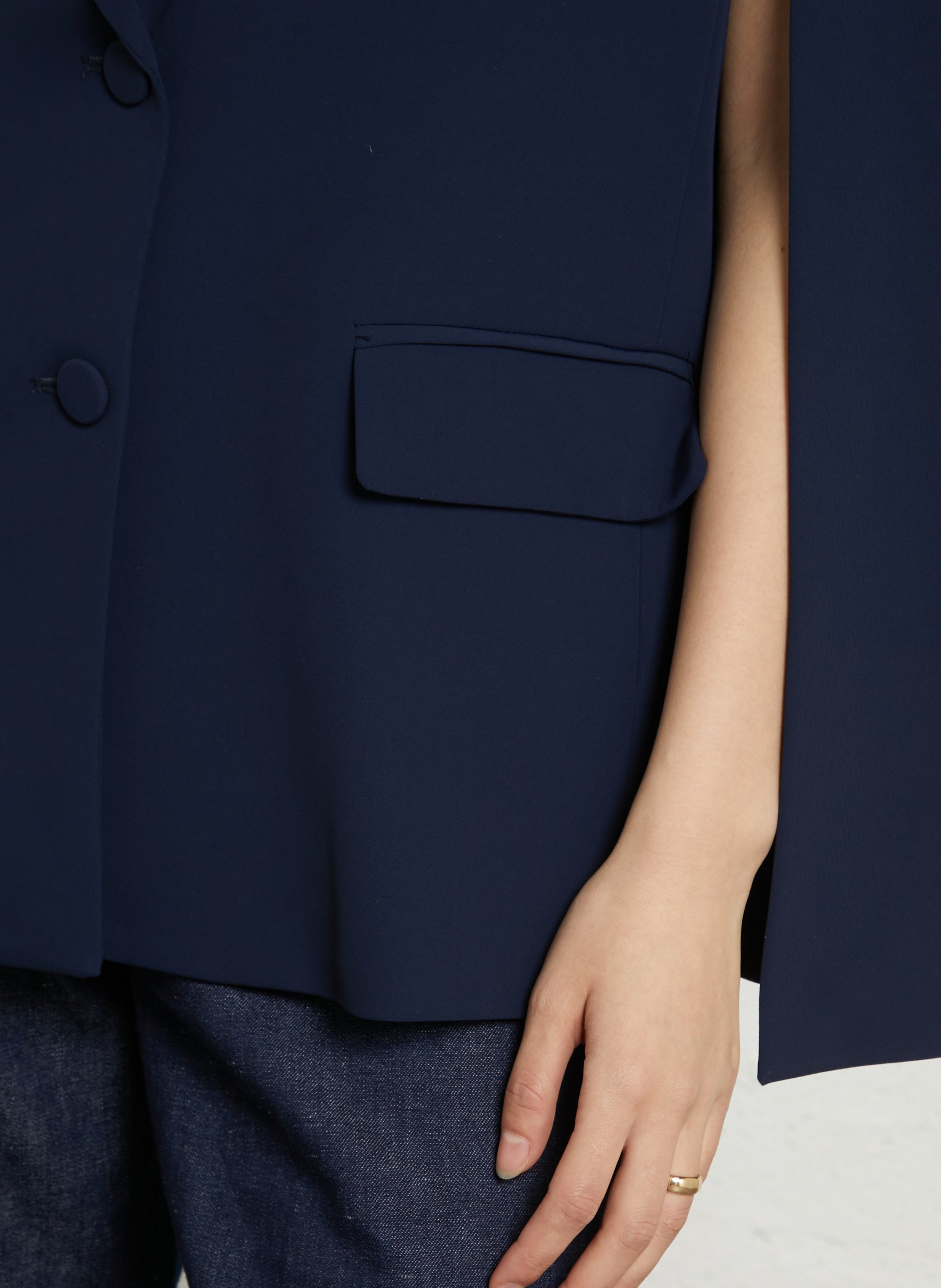 Oversized effen blazercap. IMPERIAL Blauw