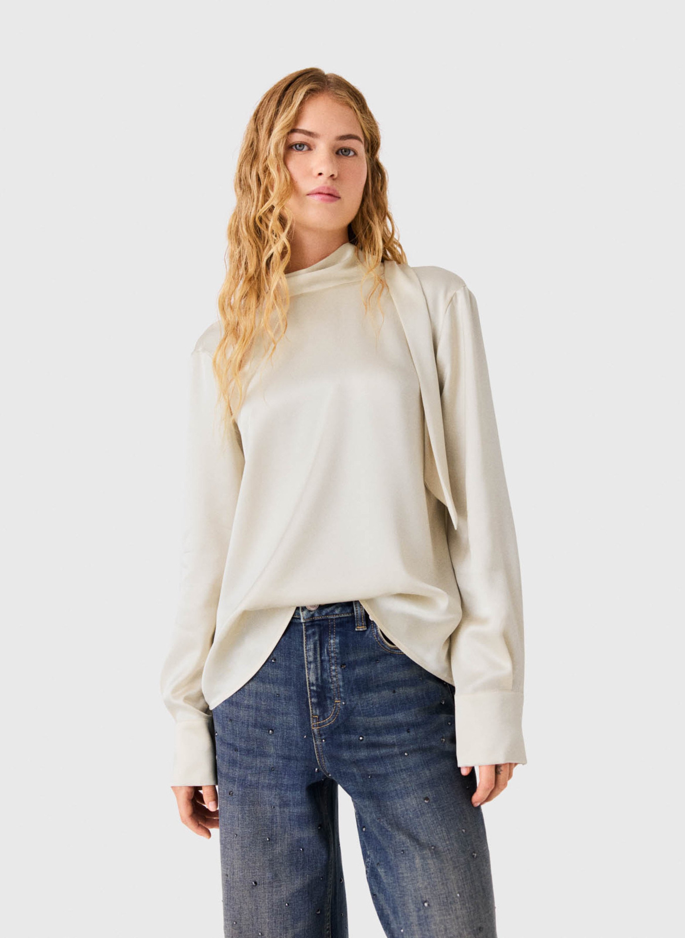 Rechte losvallende top MAJE Beige