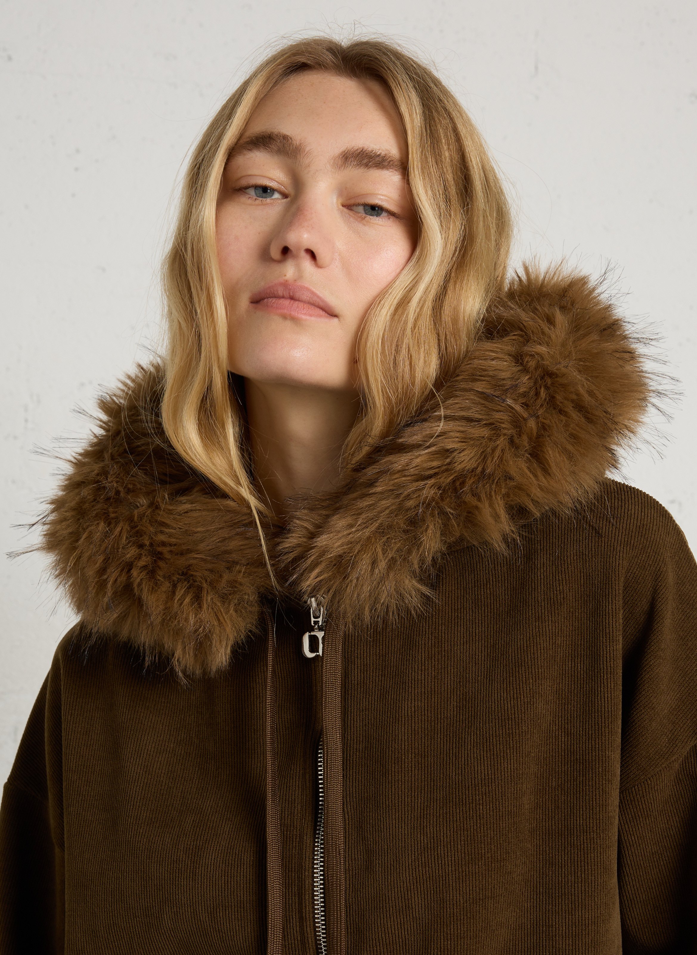 Hoodie LE TEMPS DES CERISES Kaki