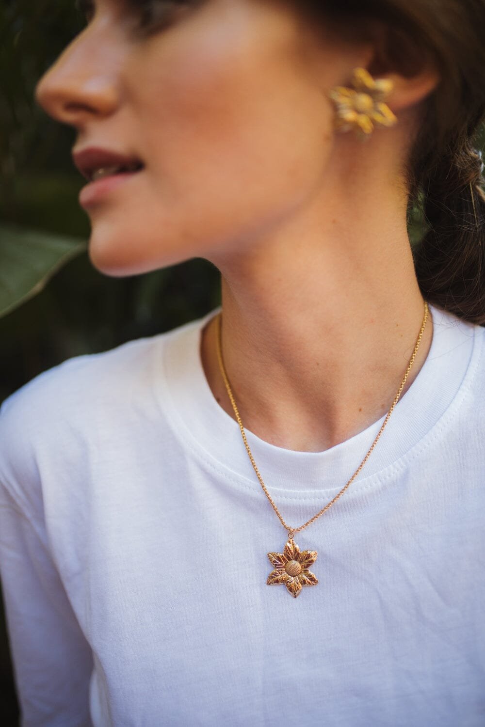 Gold-plated flower necklace Silver