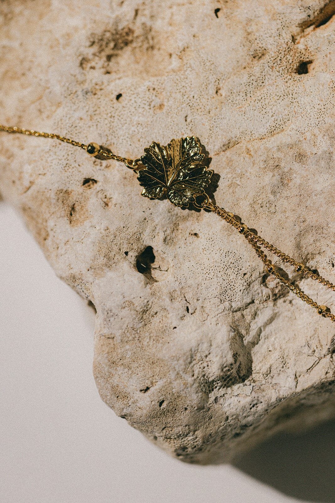 Gold-plated leaf bracelet Golden