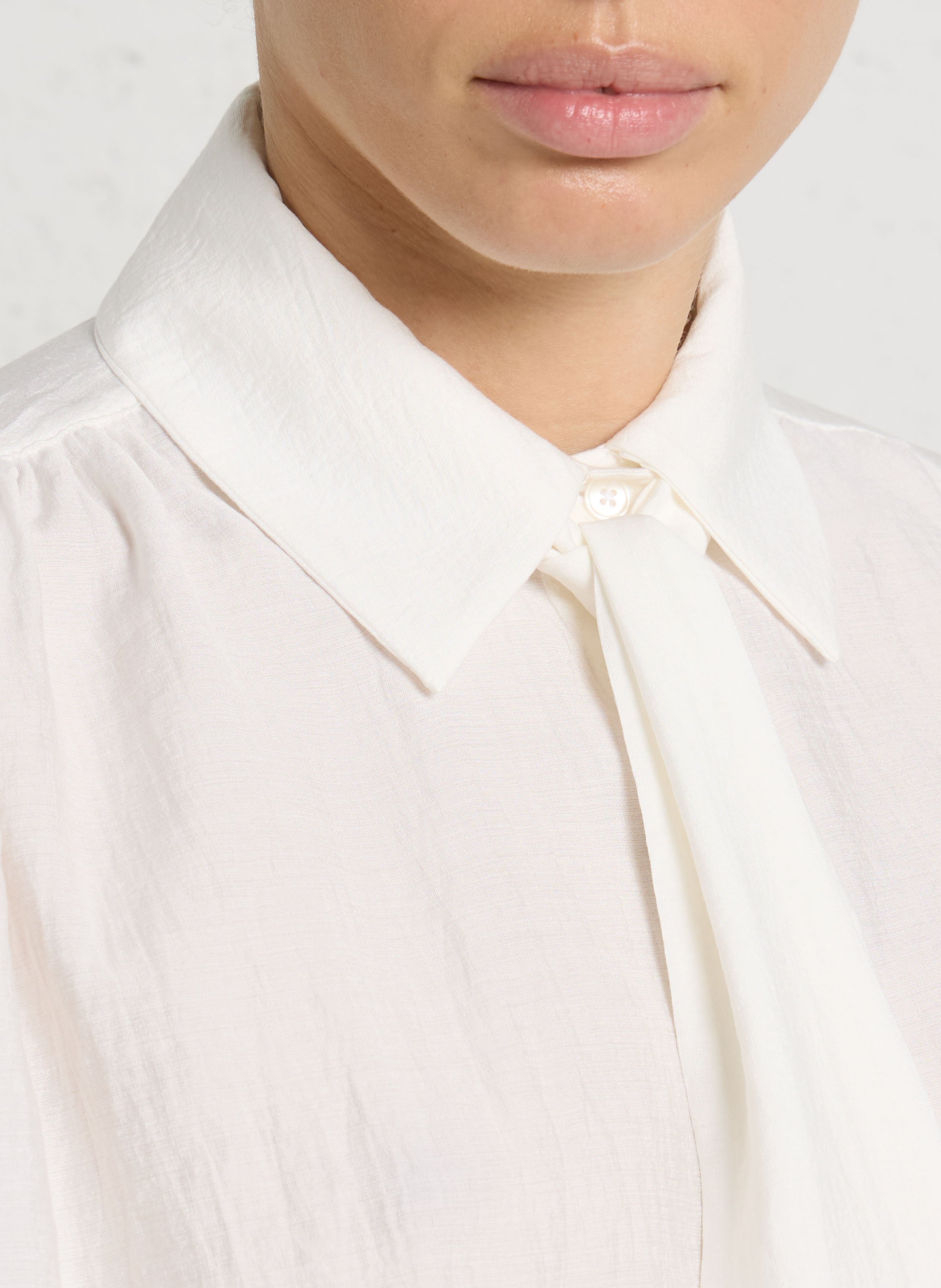 Loose solid color button-up shirt PLEASE White