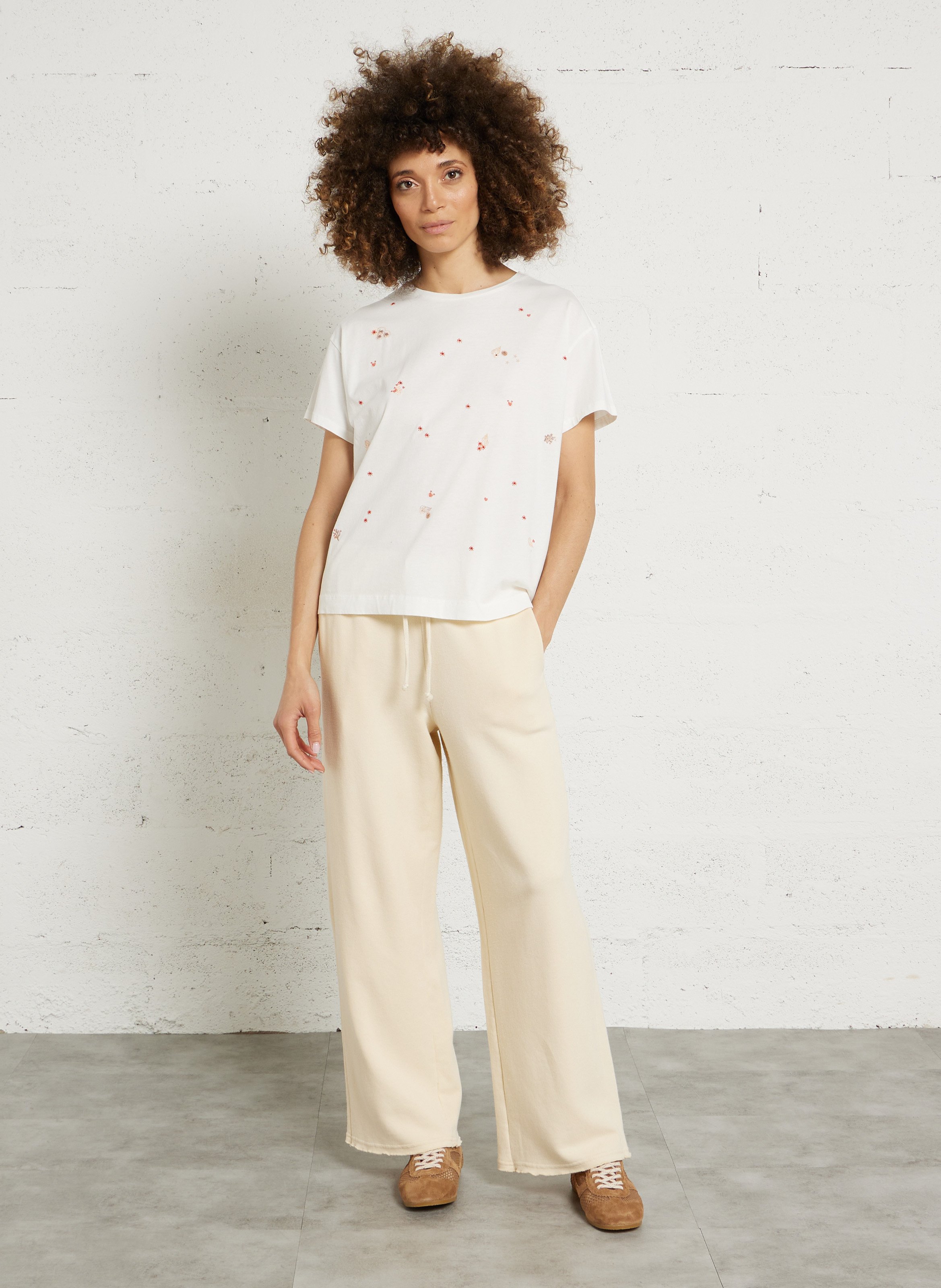 Gerade geschnittenes Rundhals-T-Shirt aus Baumwolle mit Print DES PETITS HAUTS Beige