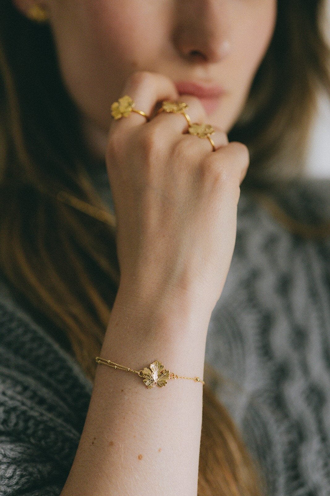 Gold-plated leaf bracelet Golden