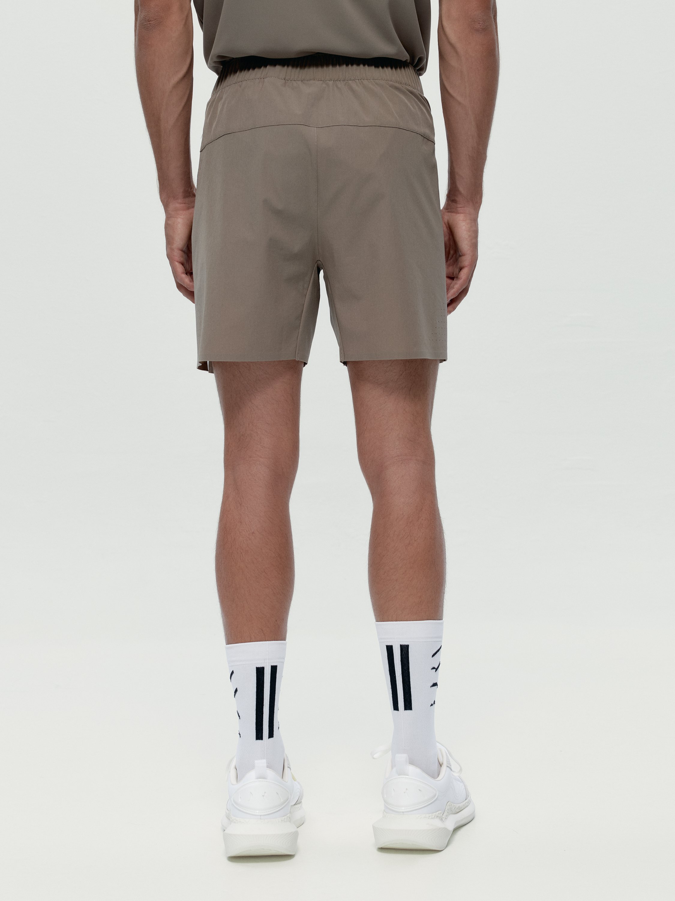 Short men's sports training BORN Brown