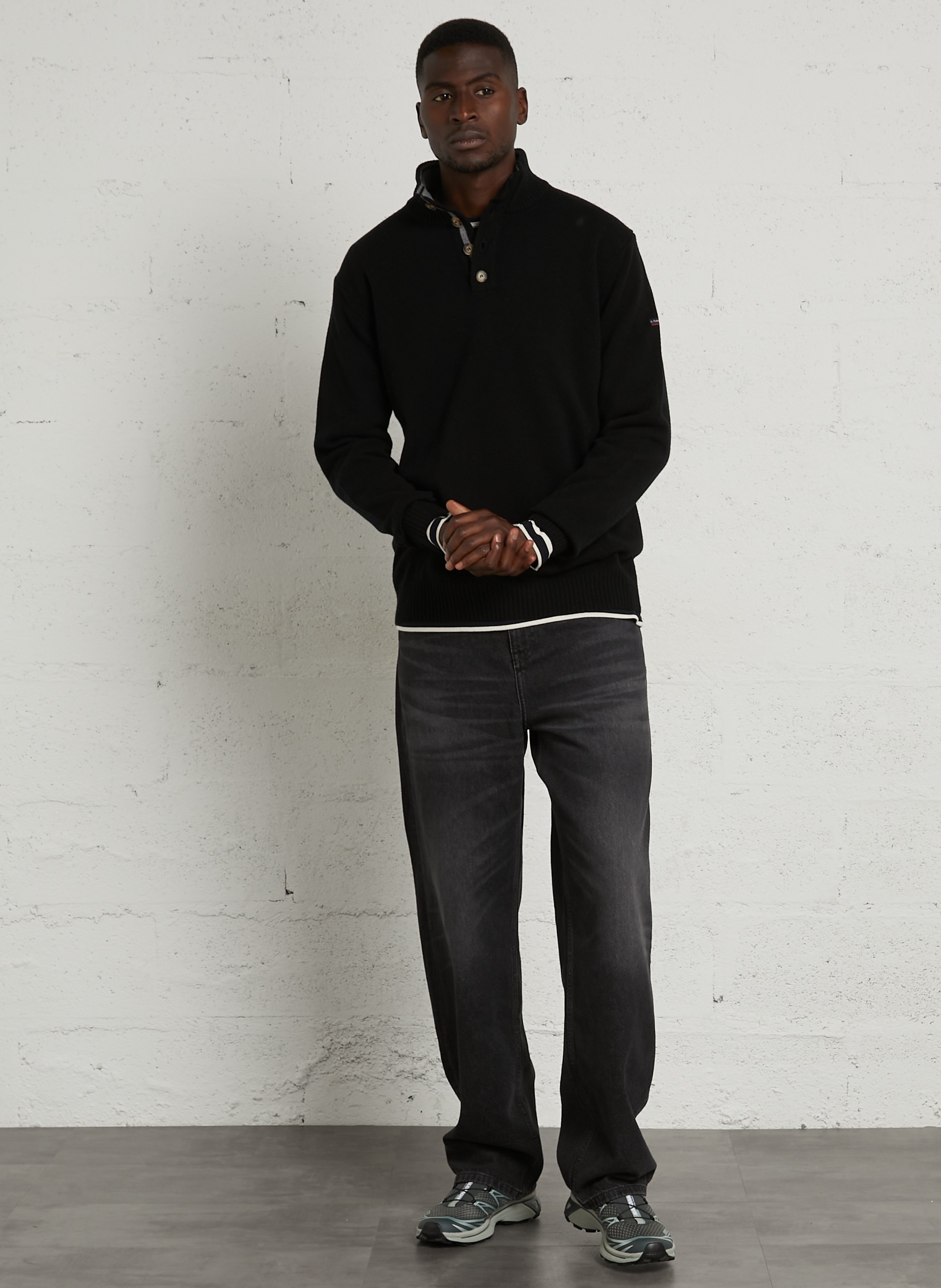 Gerader Pullover mit Stehkragen aus Wolle ARMOR LUX Schwarz