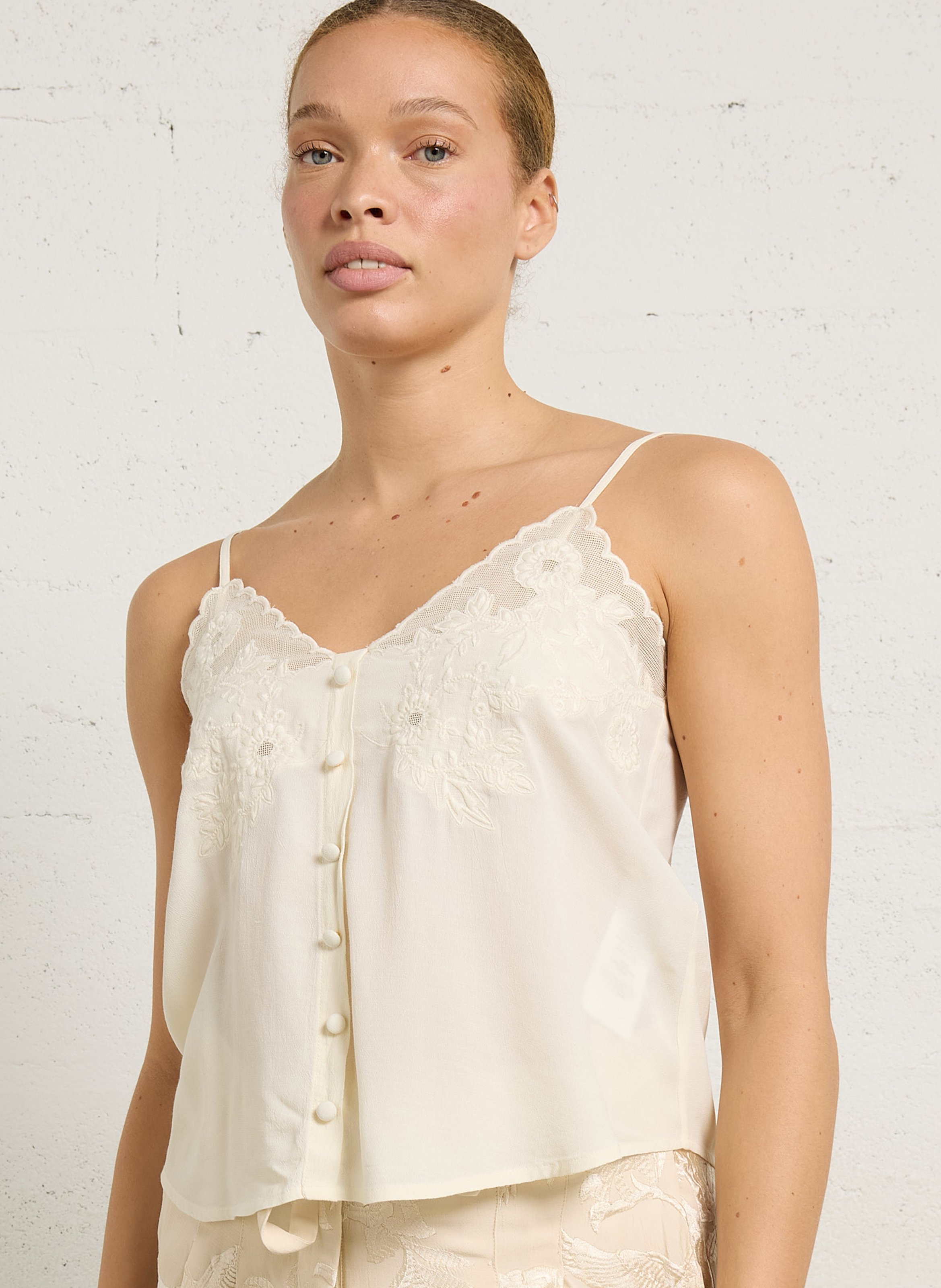 Besticktes Etui LOUISE MISHA Weiss