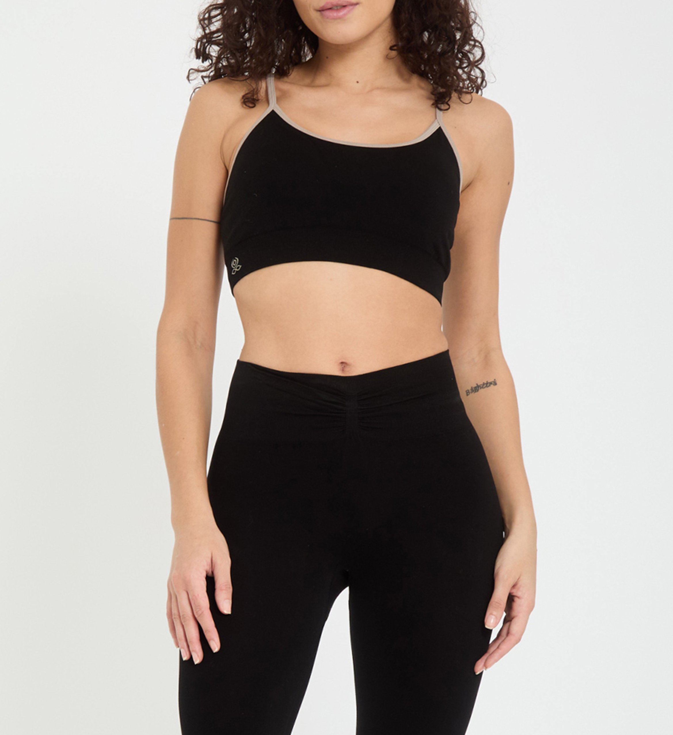 Asymmetrisches T-Shirt aus Jacquard YOGA SEARCHER Schwarz