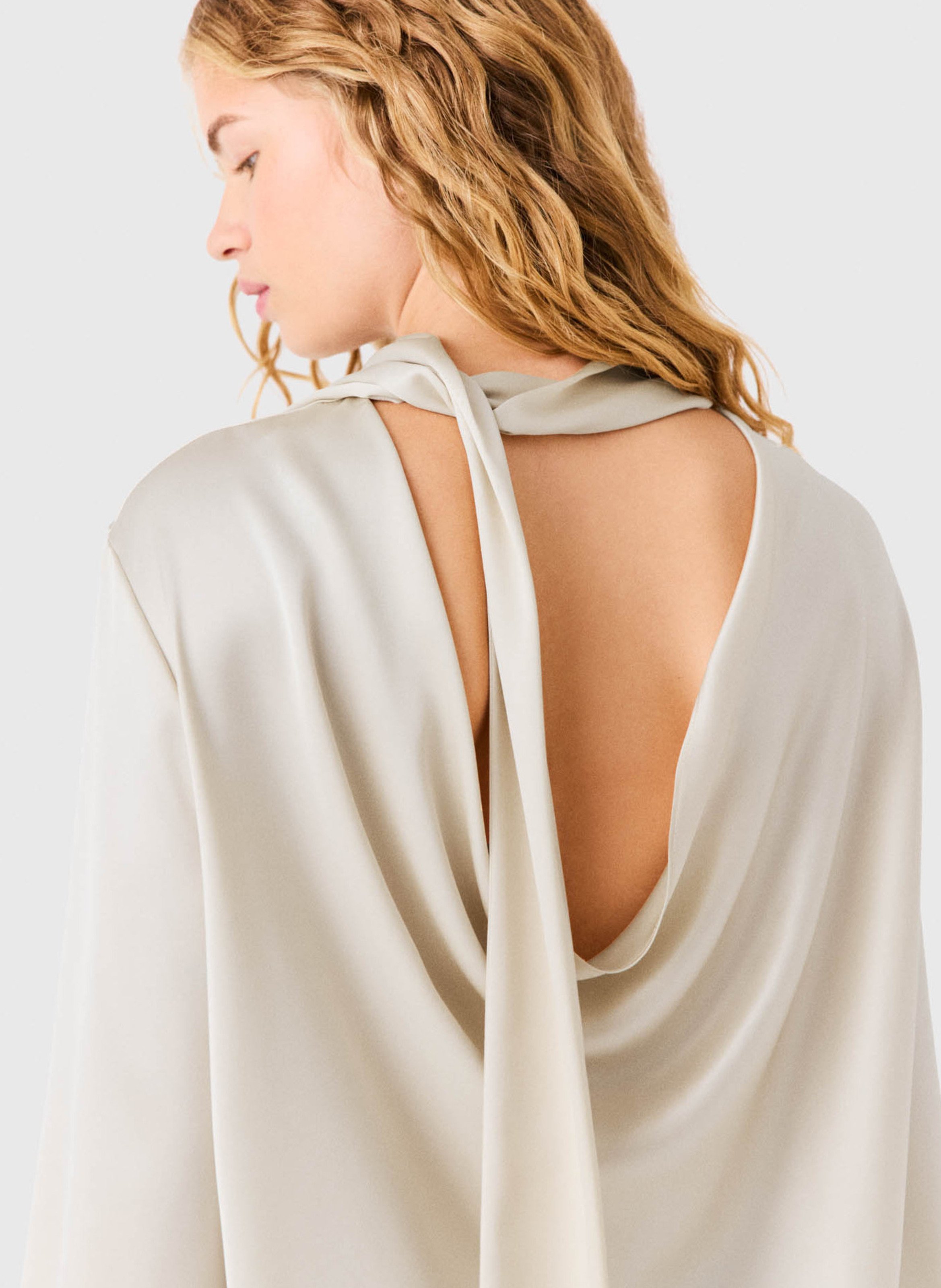 Rechte losvallende top MAJE Beige