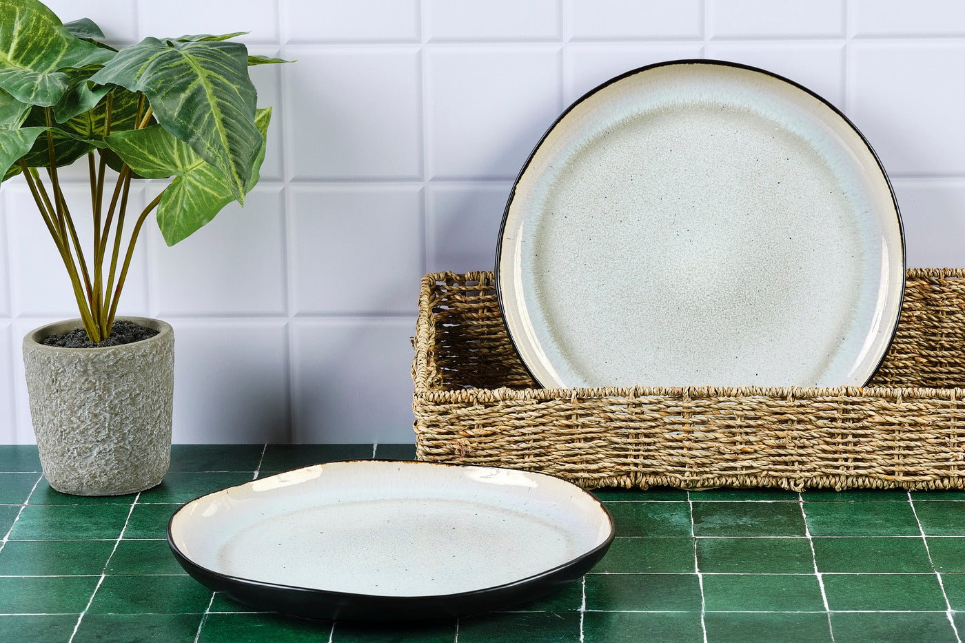 Iris serving tray ø32cm - 2 pieces - ivory white BJORN White