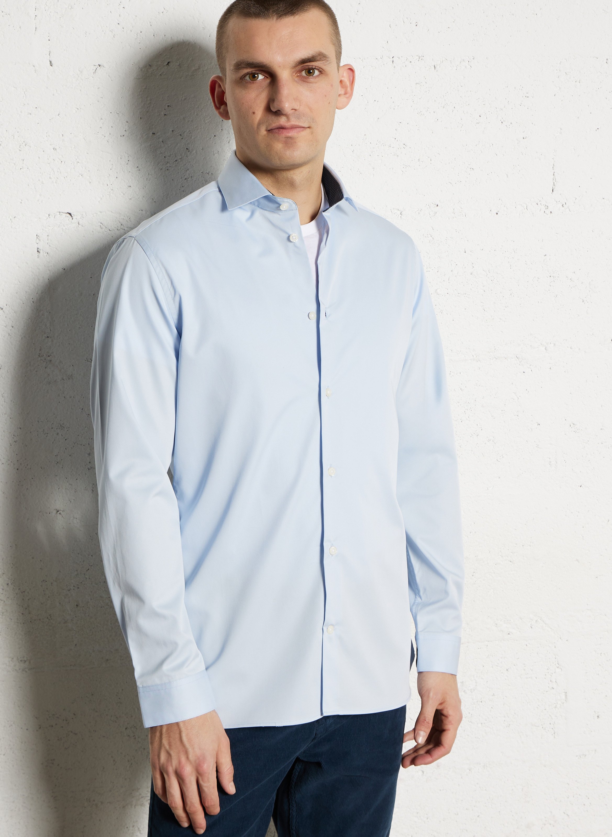 Slim-fit cotton shirt with classic collar AU PRINTEMPS PARIS Blue