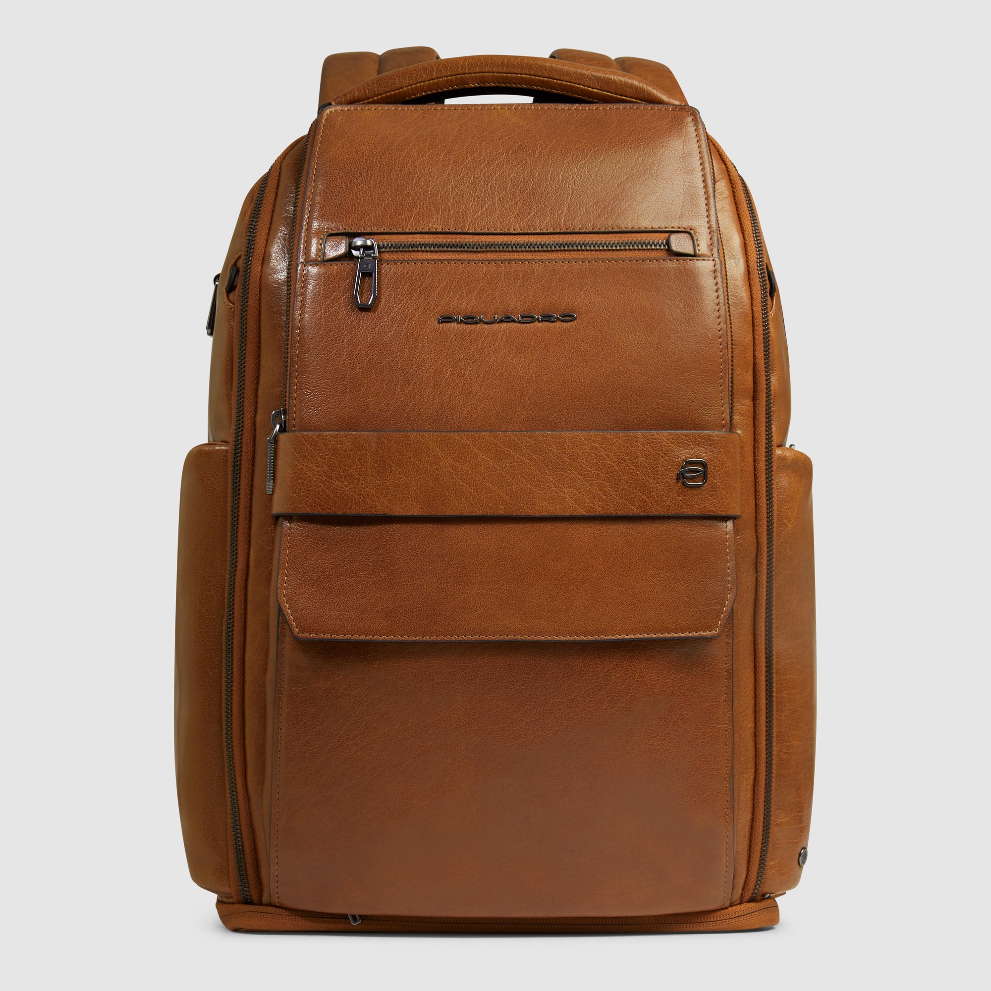 Travel backpack with USB and USB Type-C ports PIQUADRO