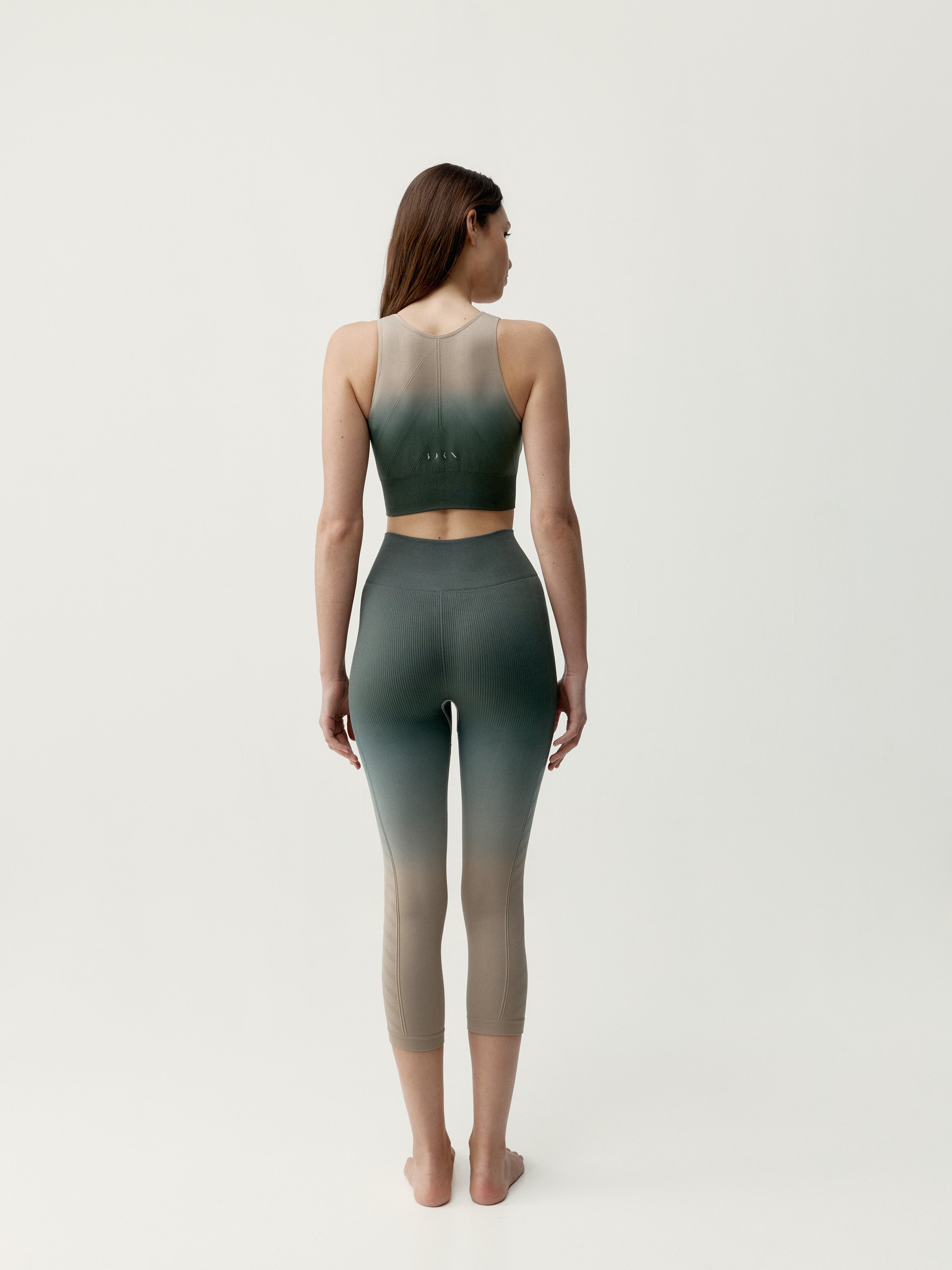 Legging de sport 7/8 seamless dione BORN Vert