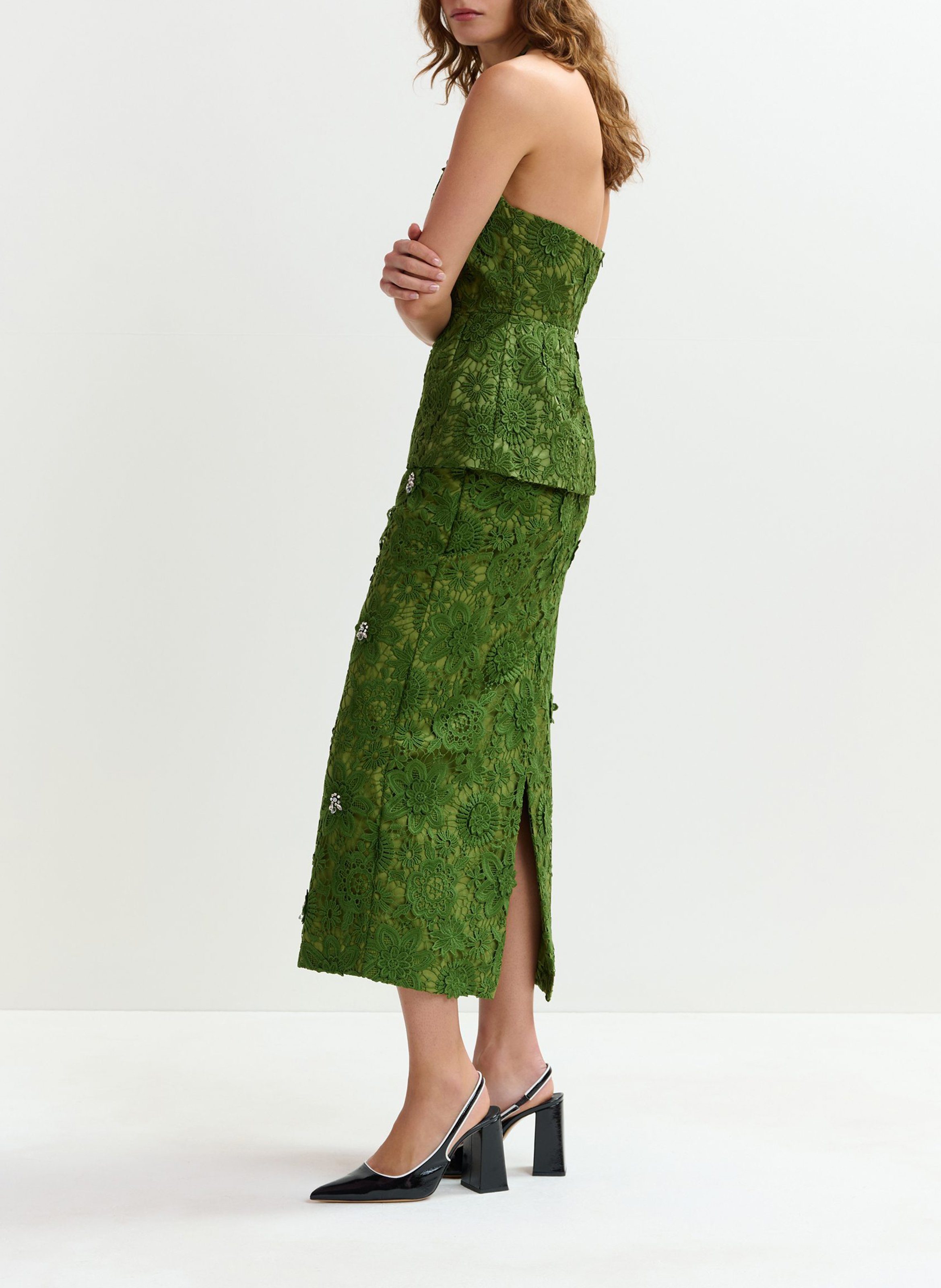 Fitted top in floral lace. ESSENTIEL ANTWERP Green