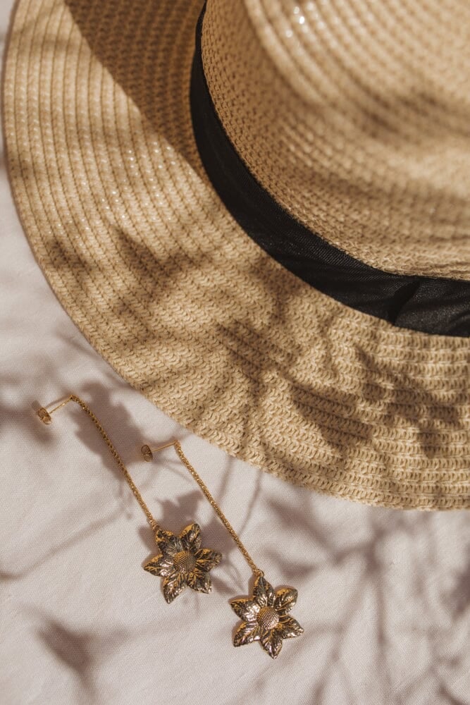 Silver-plated flower drop earrings Golden