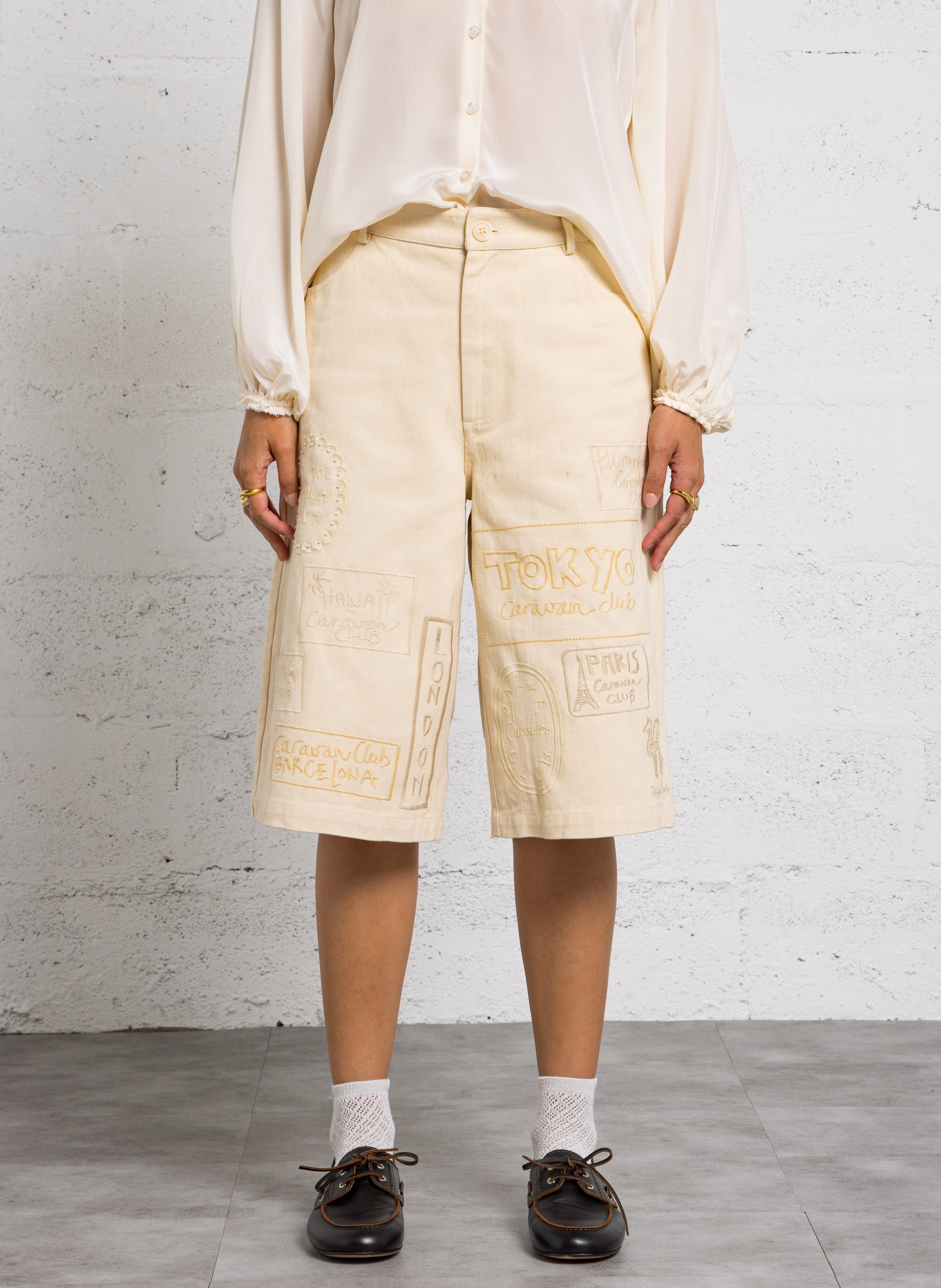 Bermuda mit bestickten Mustern aus Baumwolle STELLA NOVA Beige