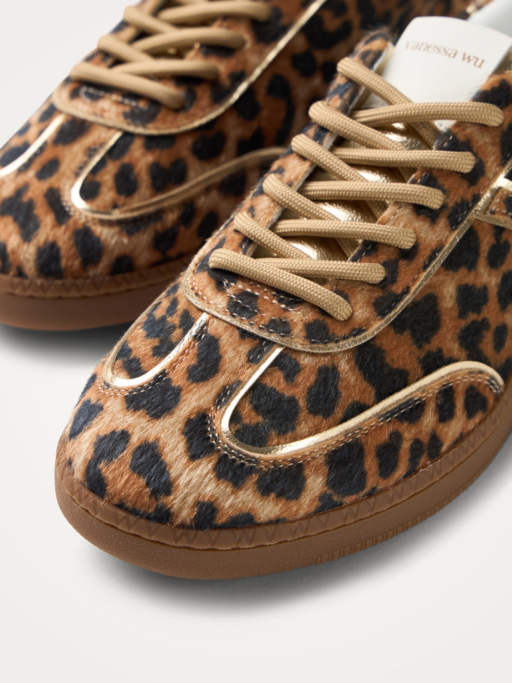 Sneakers with monogram on retro sole VANESSA WU Golden