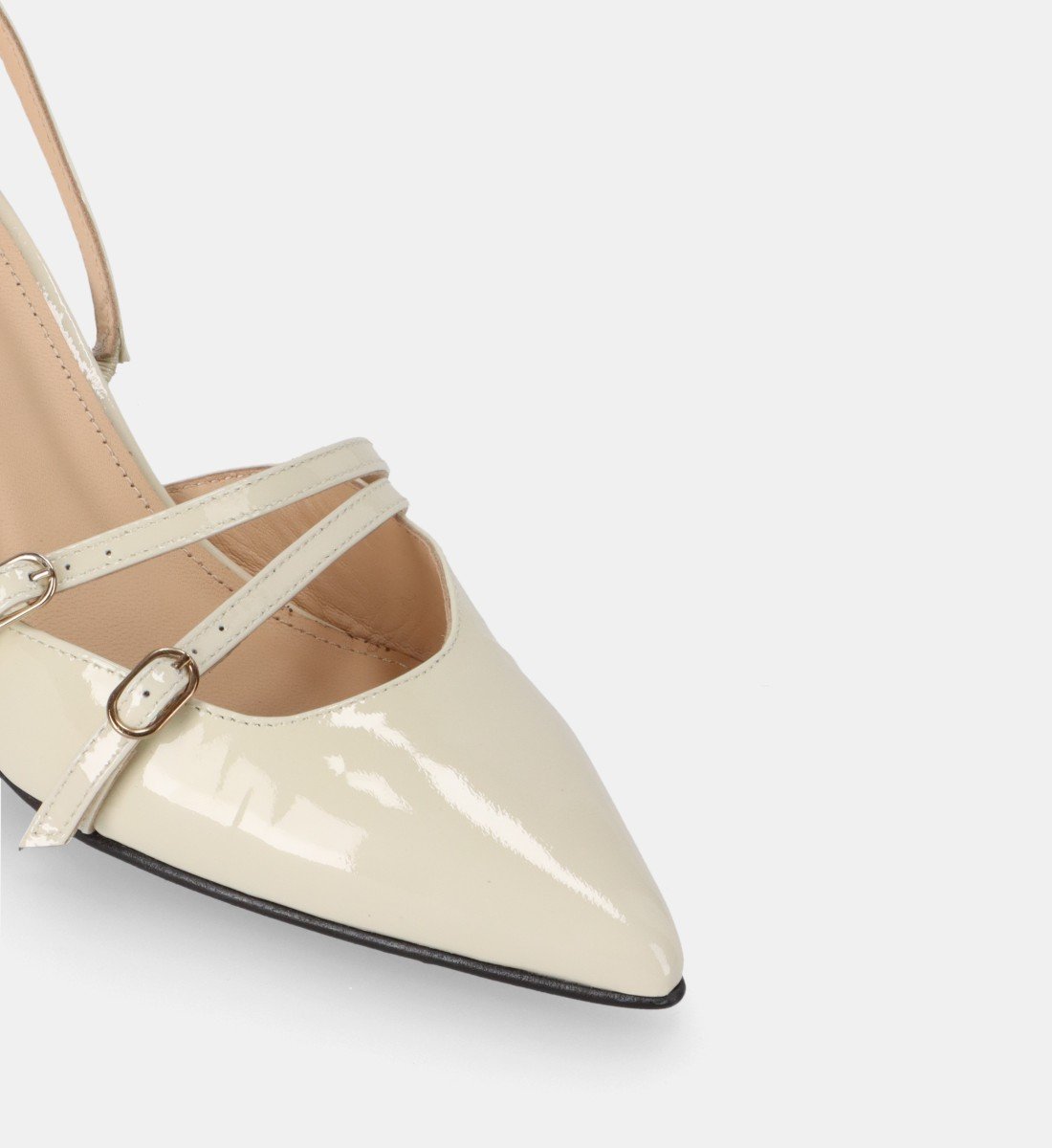 Beyou suede high heels  ALOHAS White