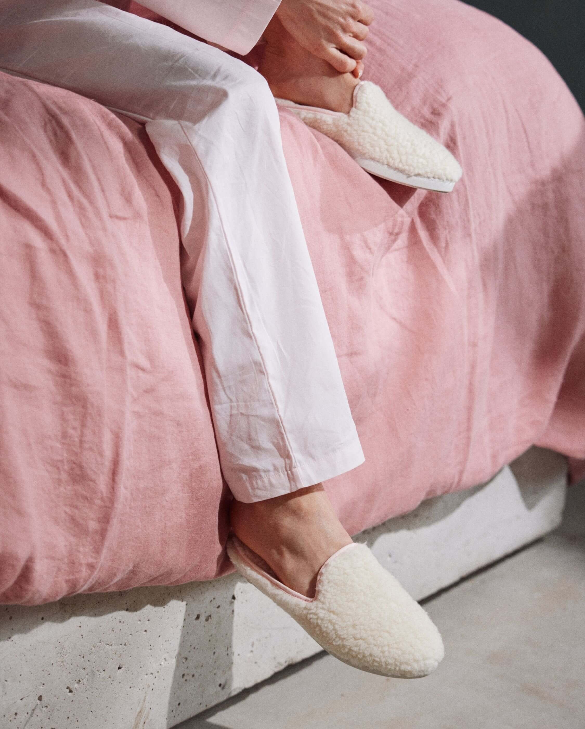 Women's wool bouclé mule, white pink ANGARDE White