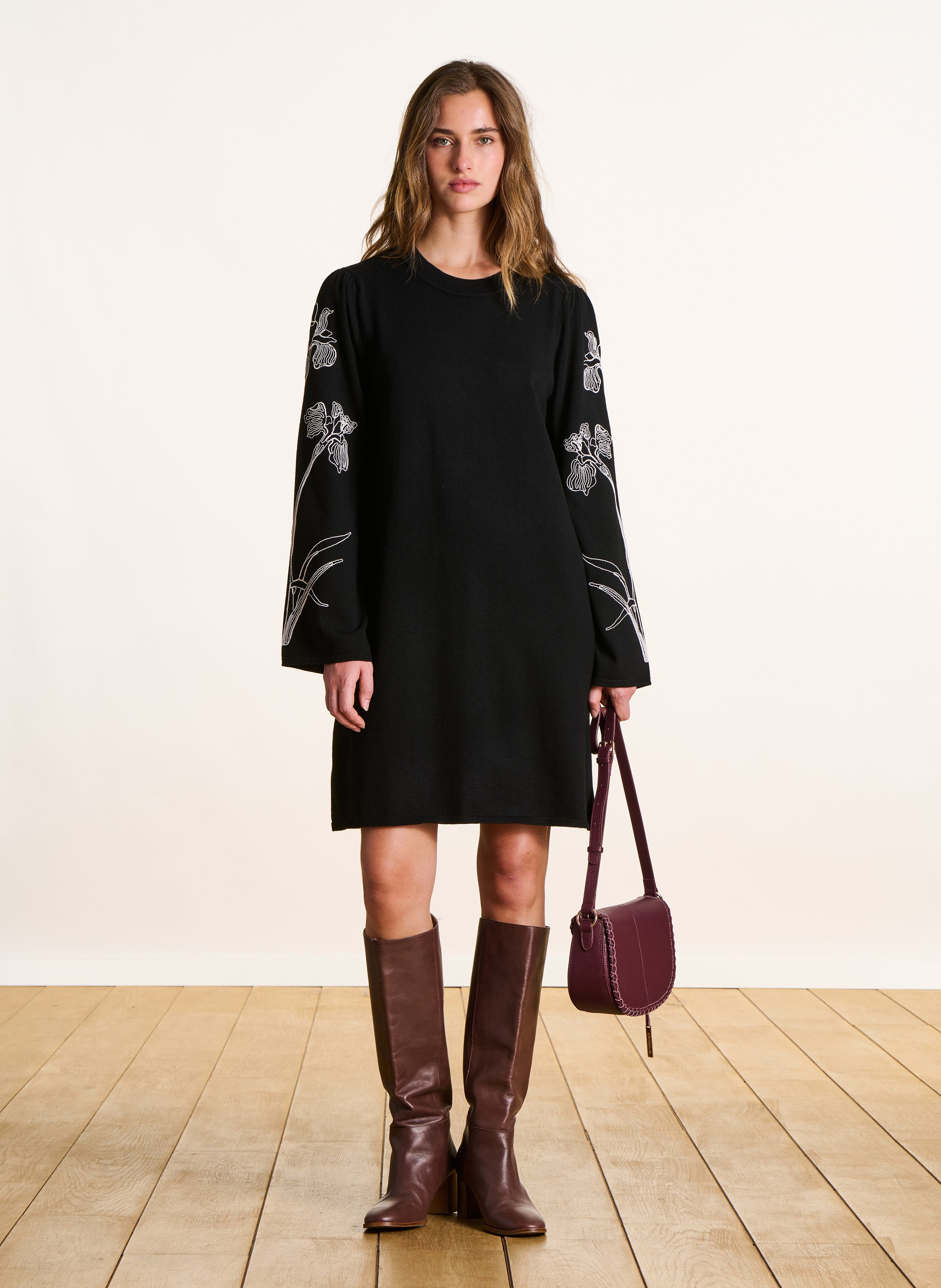 Straight round-neck dress LA FEE MARABOUTEE