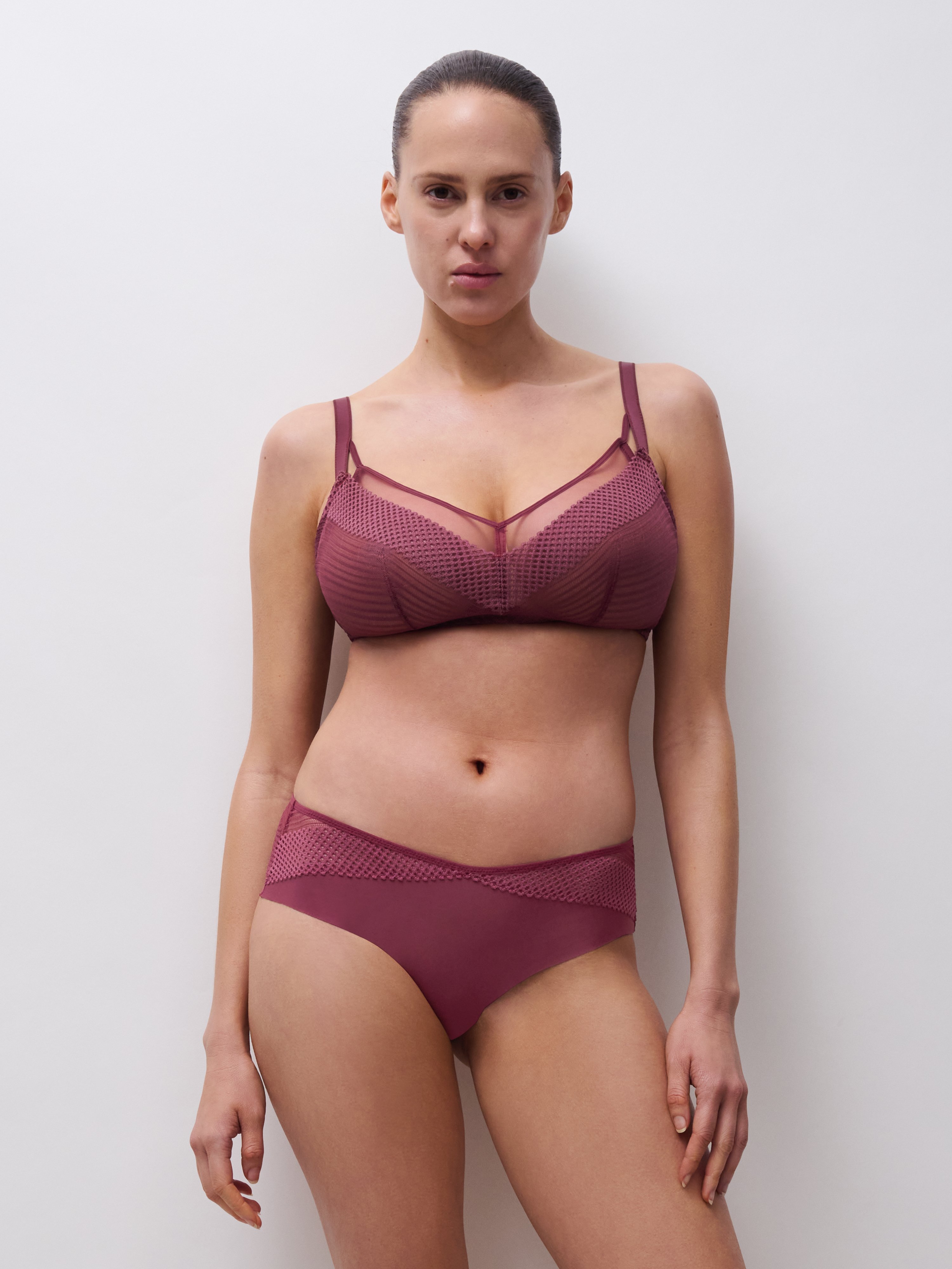 Non-wired support bra with cups CHANTELLE PULP Red