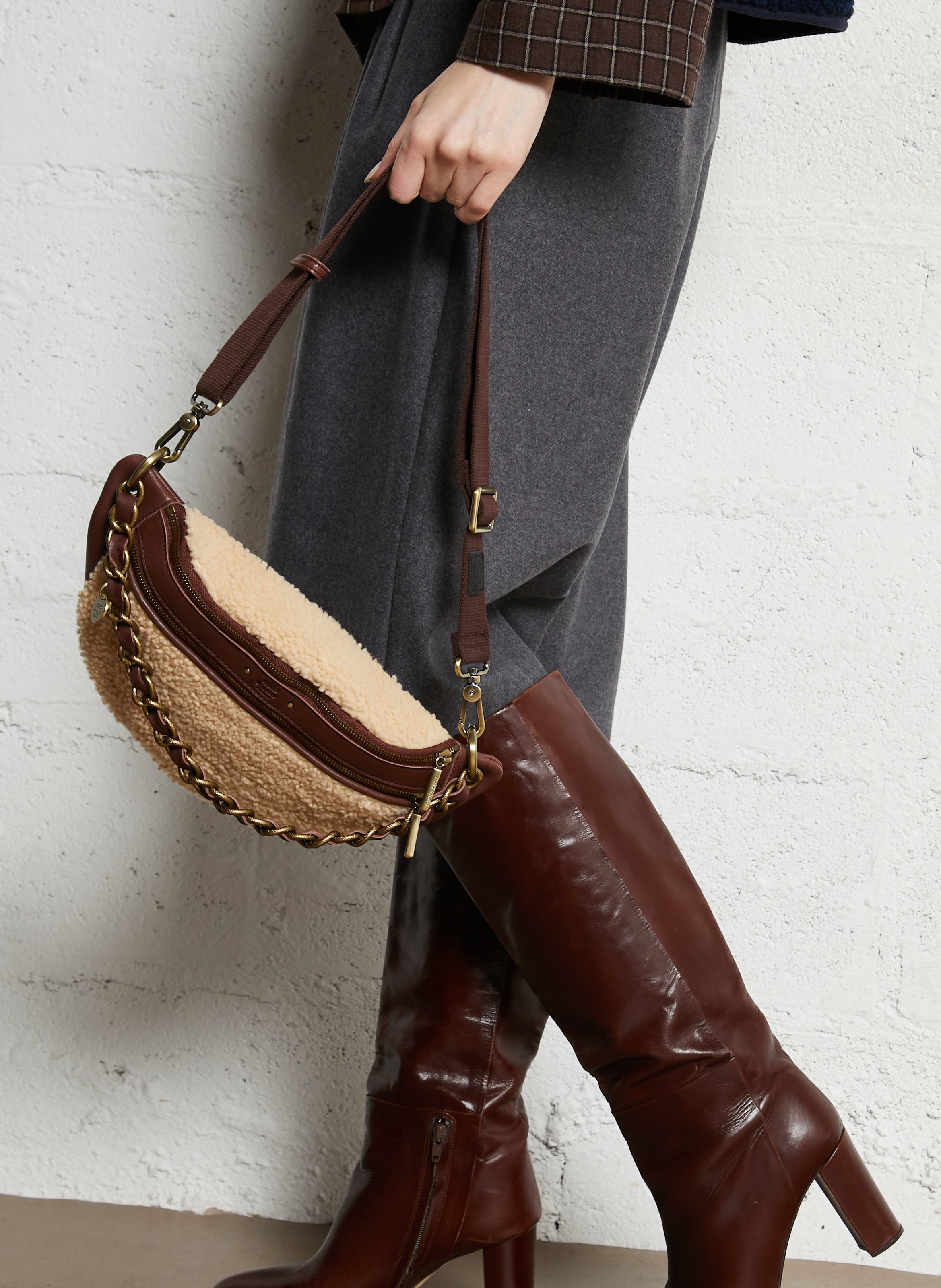 Heuptas van schapenvacht met leren afwerking MILA LOUISE Bruin