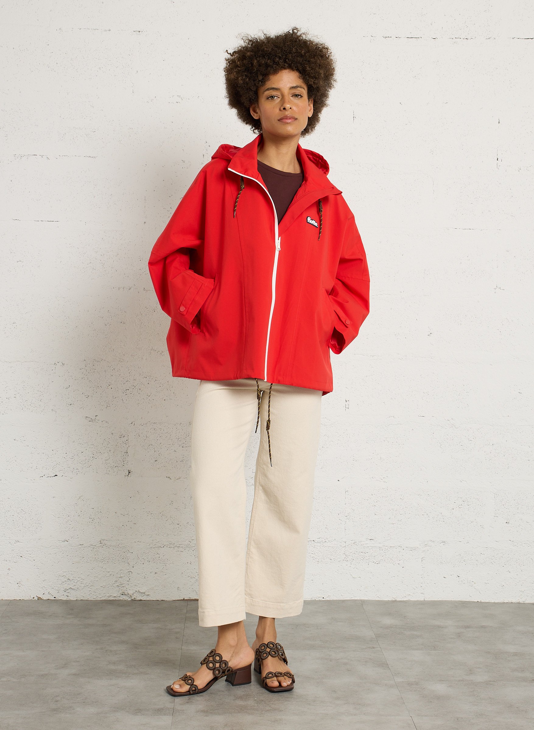 Buttoned and zipped high-neck fitted raincoat FLOTTE Red