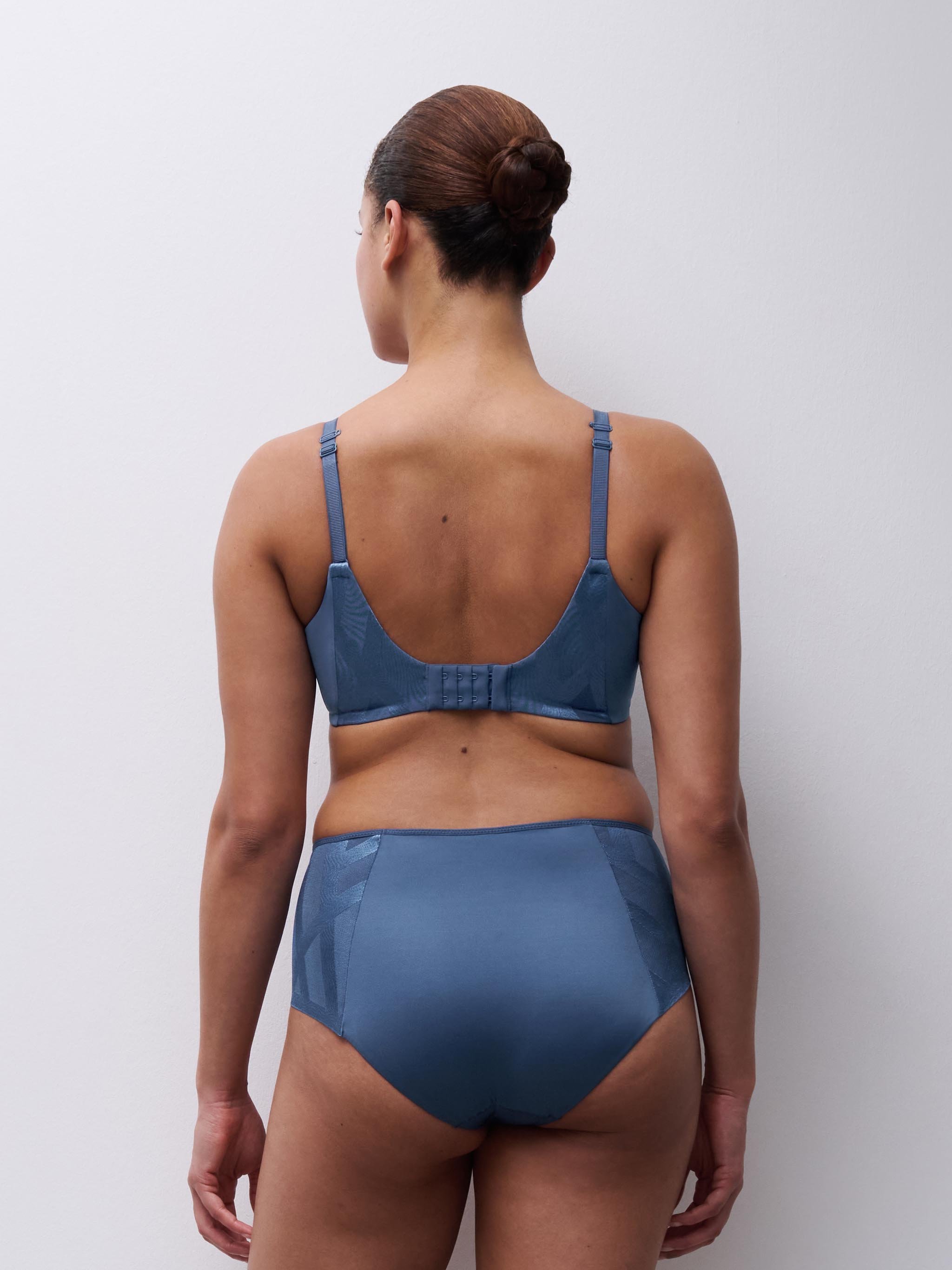 Moulded full-cup bra CHANTELLE Blue