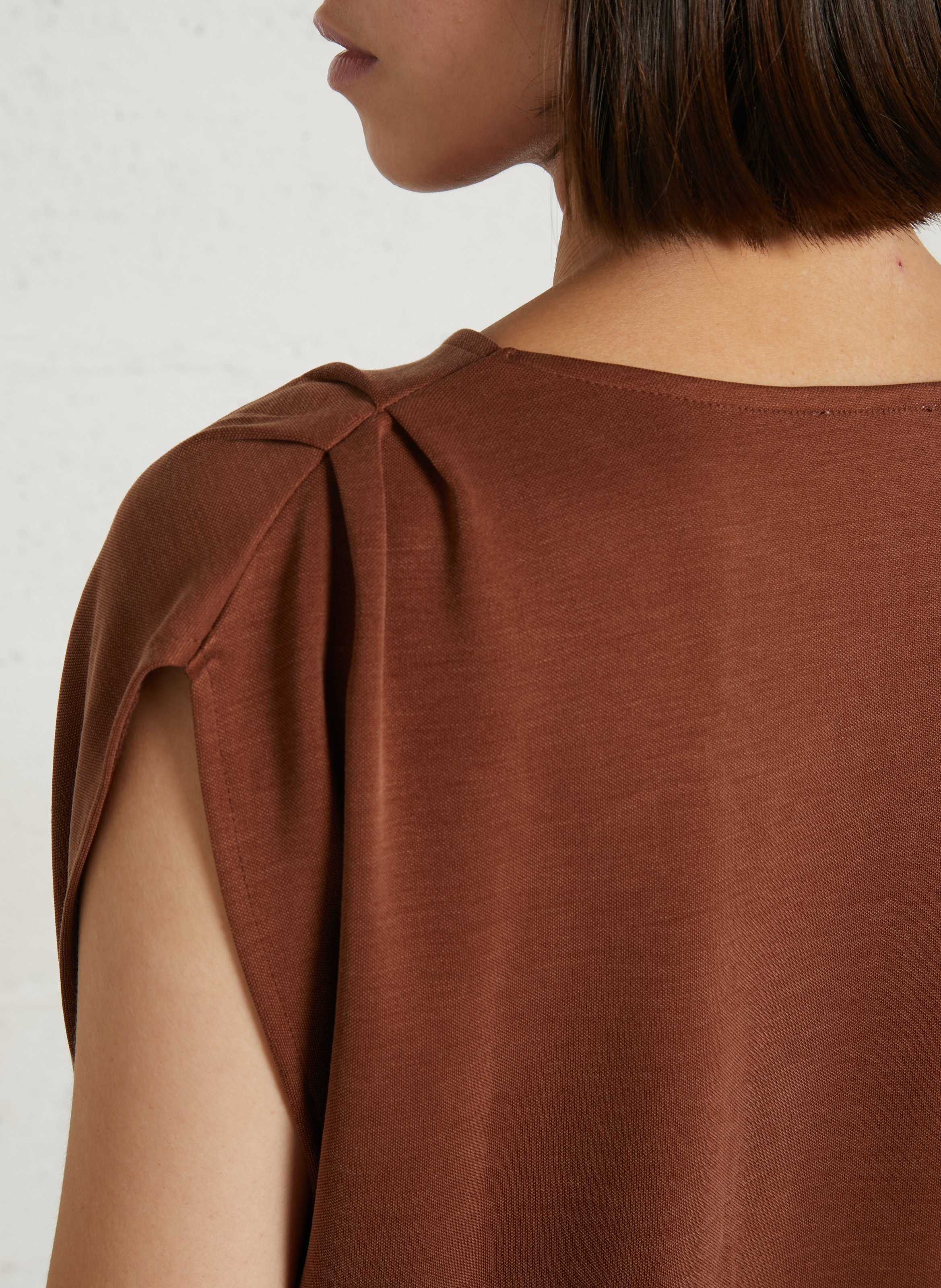 Round-neck T-shirt MAISON 123 Beige
